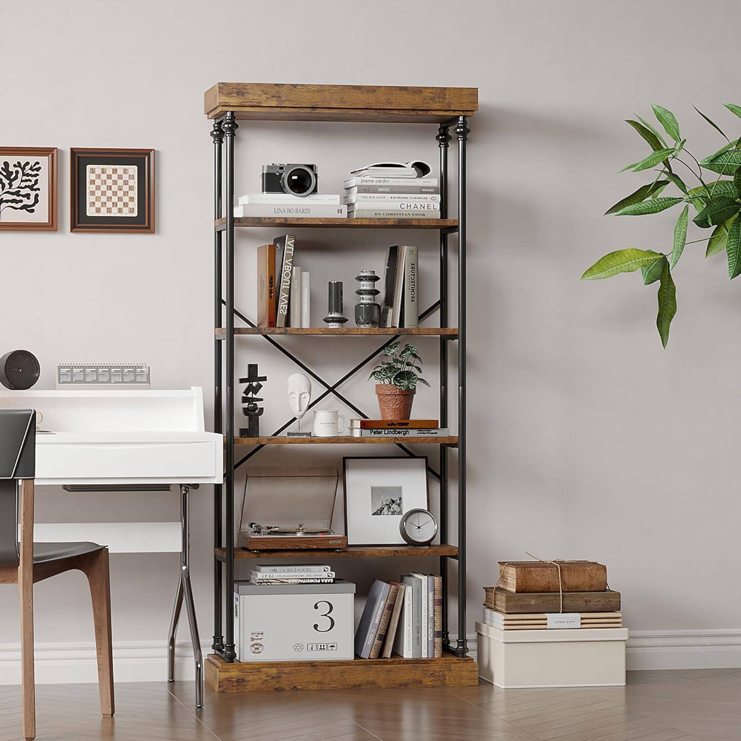 LIVA HO-RAKIX  
VT TALLABOUTYVES  
VRON YVES  
CHANEL - FEOHLECENHE  
NISRLINAN - adida 3