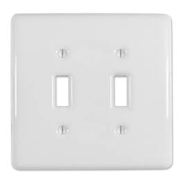 AMERELLE - Metro 2 gang Ceramic Toggle Wall Plate 1 pk - White