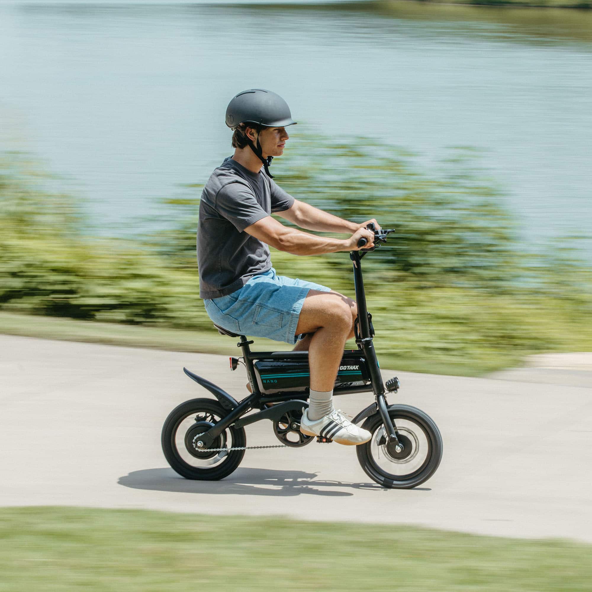 GoTrax Z4 SWIFT Foldable eBike w/ 25mi Max Operating Range and