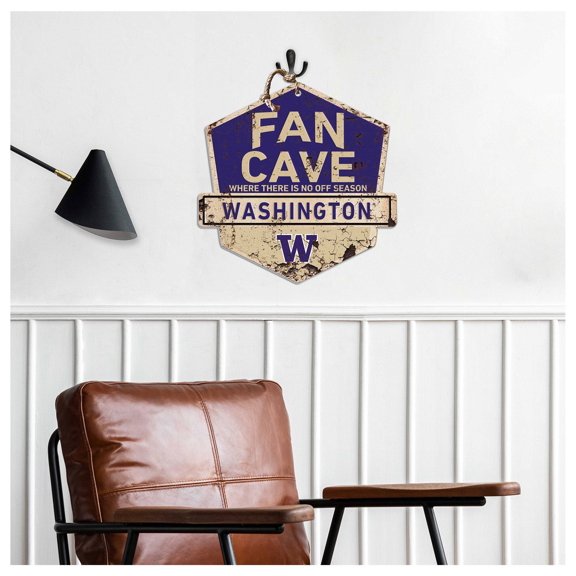 FAN CAVE  
WHERE THERE IS NO OFF SEASON  
WASHINGTON  
W