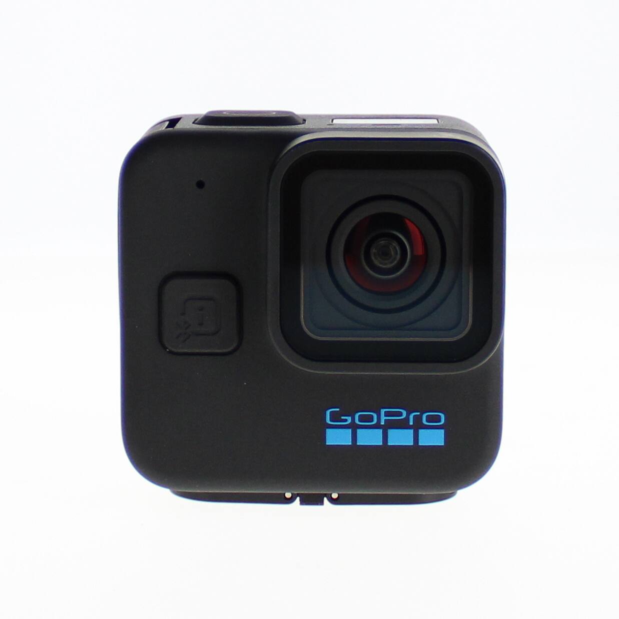 Left. GoPro - GoPro HERO11 Mini - Waterproof Action Camera 50 In 1 Accessory Bundle + More (Black).