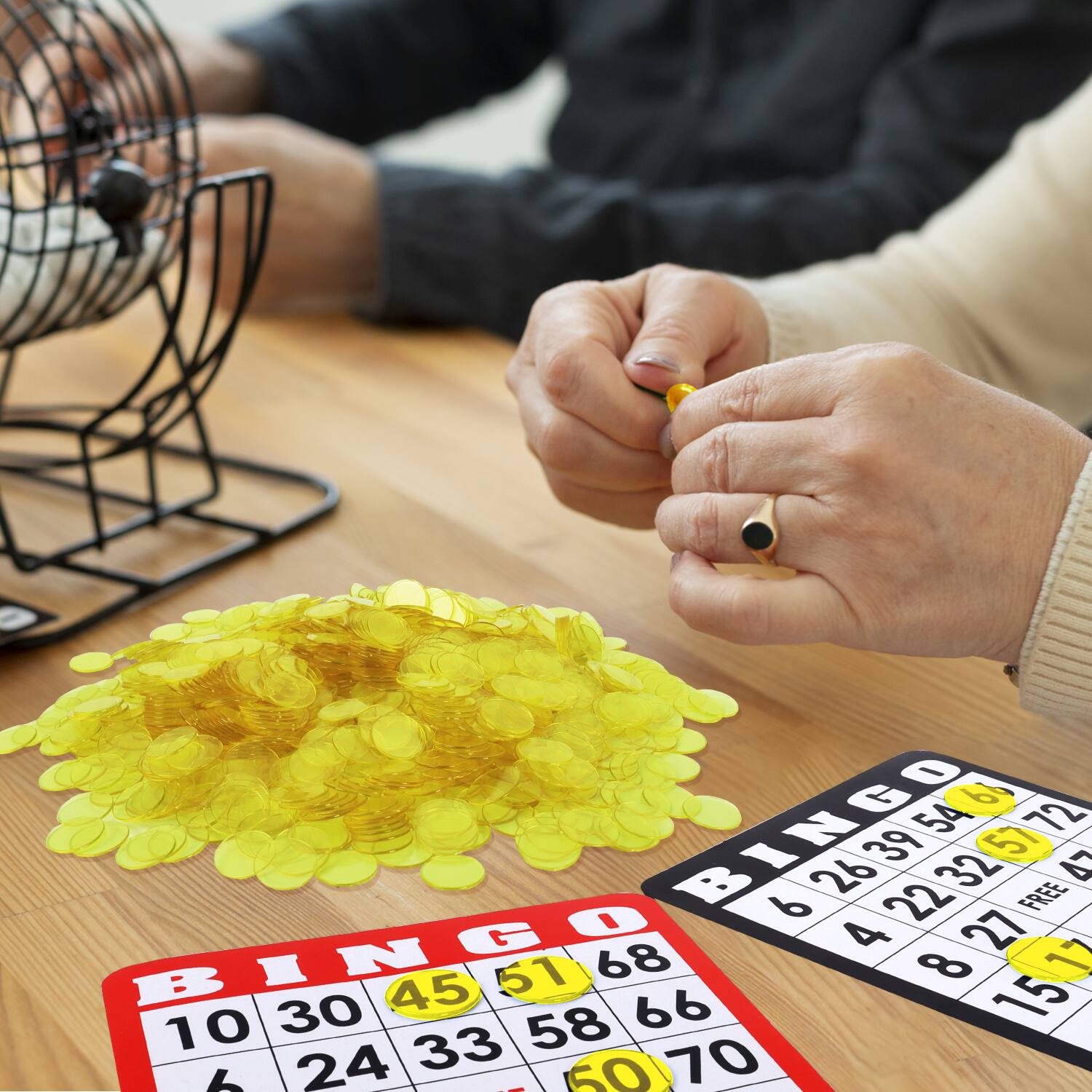 BINGO 0 6 10 24 30 33 39 45 51 58 60 66 68 70 72
BINGO 4 8 15 22 26 27 32 54 57 66 72 FREE