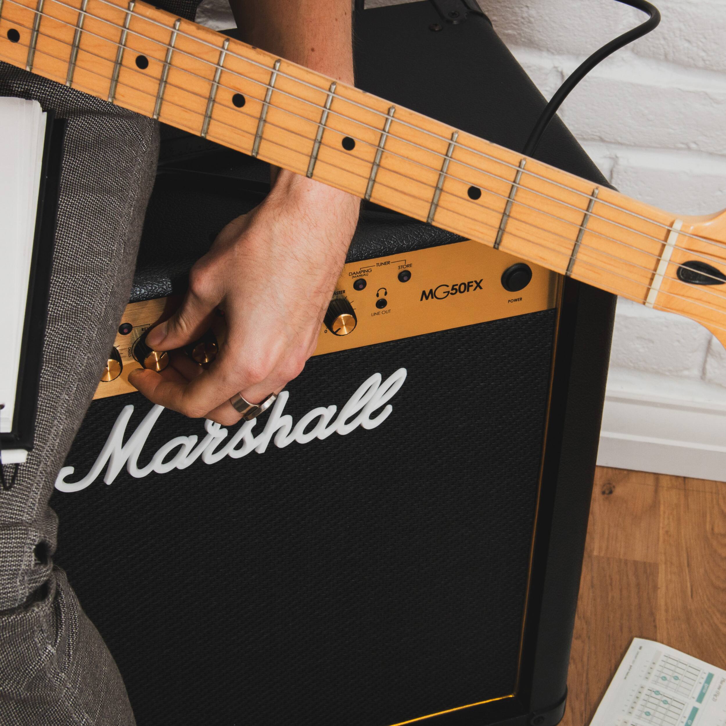 - MG50FX C UECAR - Marshall