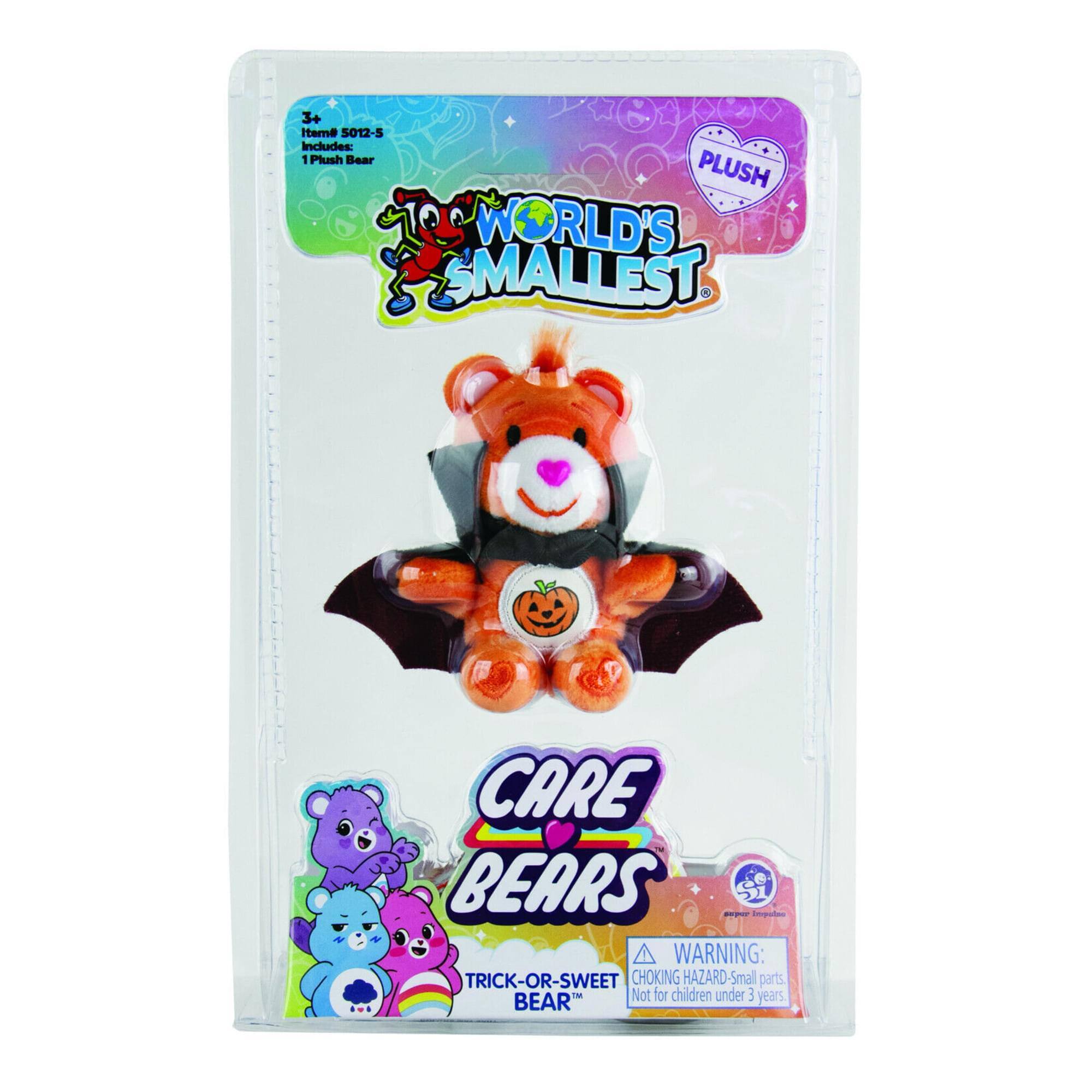 3+ Itame 5012-5 includes: 1 Plush Bear  
PLUSH  
WORLD'S SMALLEST  
2 CARE BEARS  
Inpodes - WARNING: TRICK-OR-SWEET CHOKING HAZARD Small parts in Not for children under 3 years BEAR