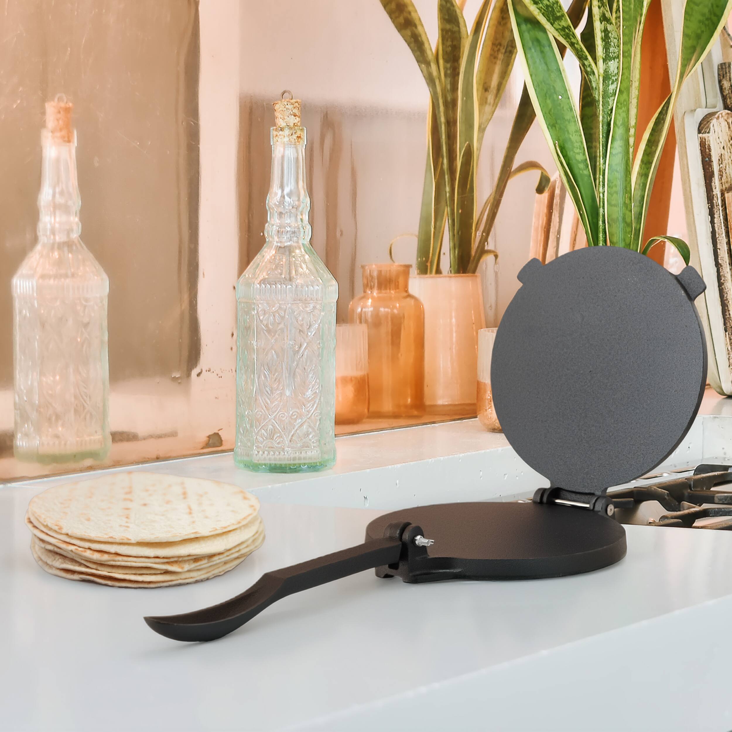 Alt View 5. Mega Chef - Megachef 7.9 Inch Heavy Duty Round Cast Iron Tortilla Maker Press - Black.