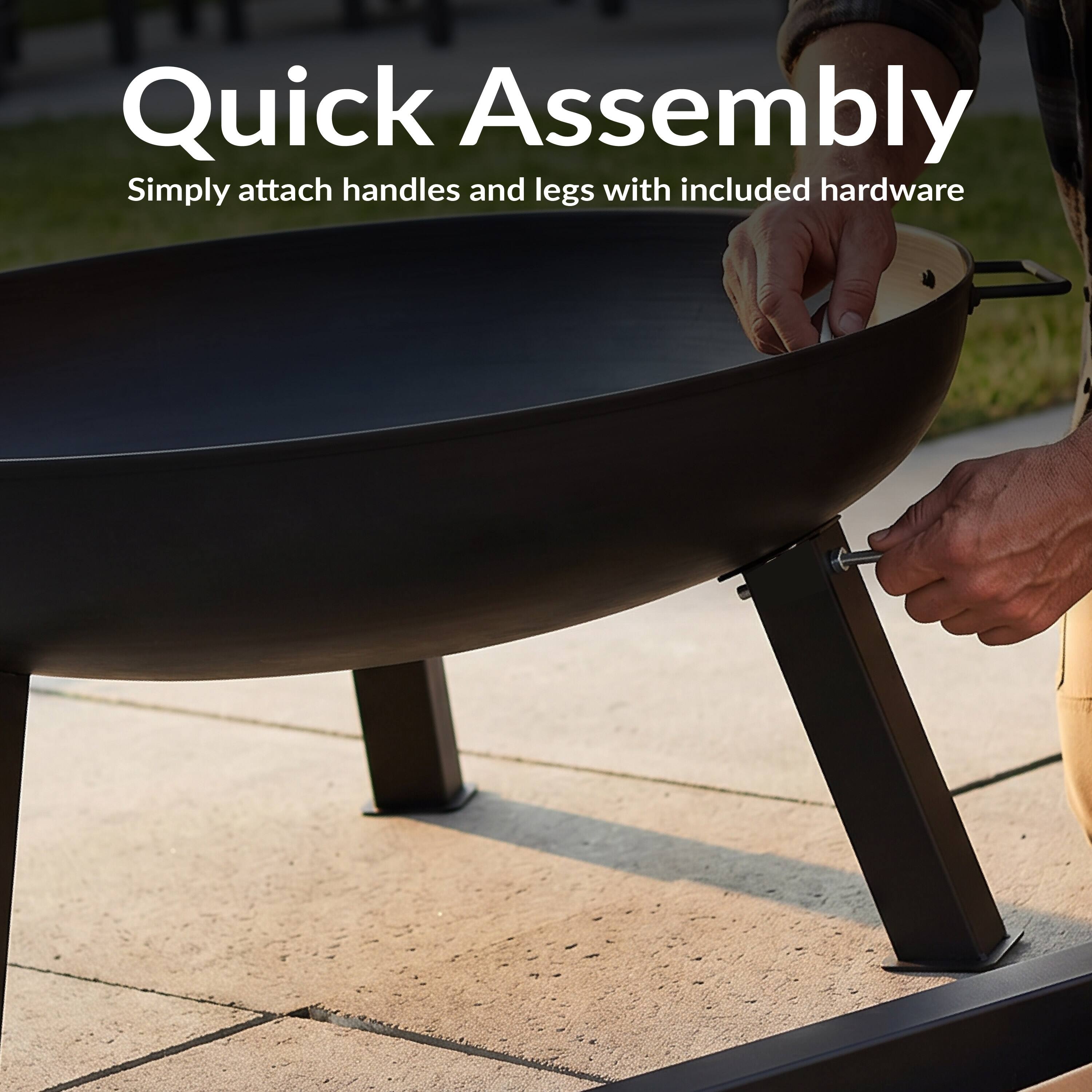 Quick Assembly  
Simply attach handles and legs with included hardware