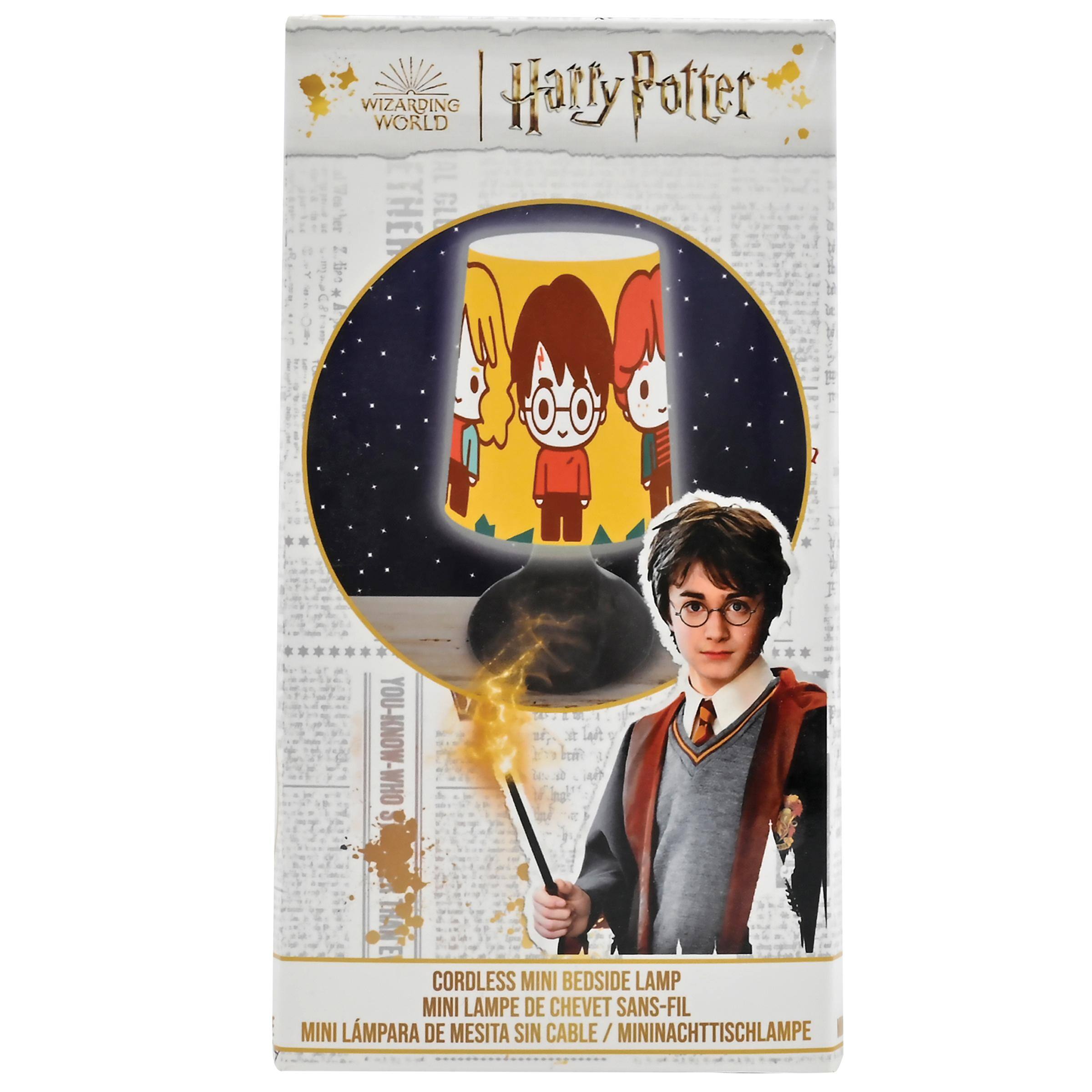 WIZARDING WORLD Harry Potter

WHO YOU-KNOW-WHO

CORDLESS MINI BEDSIDE LAMP MINI LAMPE DE CHEVET SANS-FIL MINI LÁMPARA DE MESITA SIN CABLE / MININACHTTISCHLAMPE