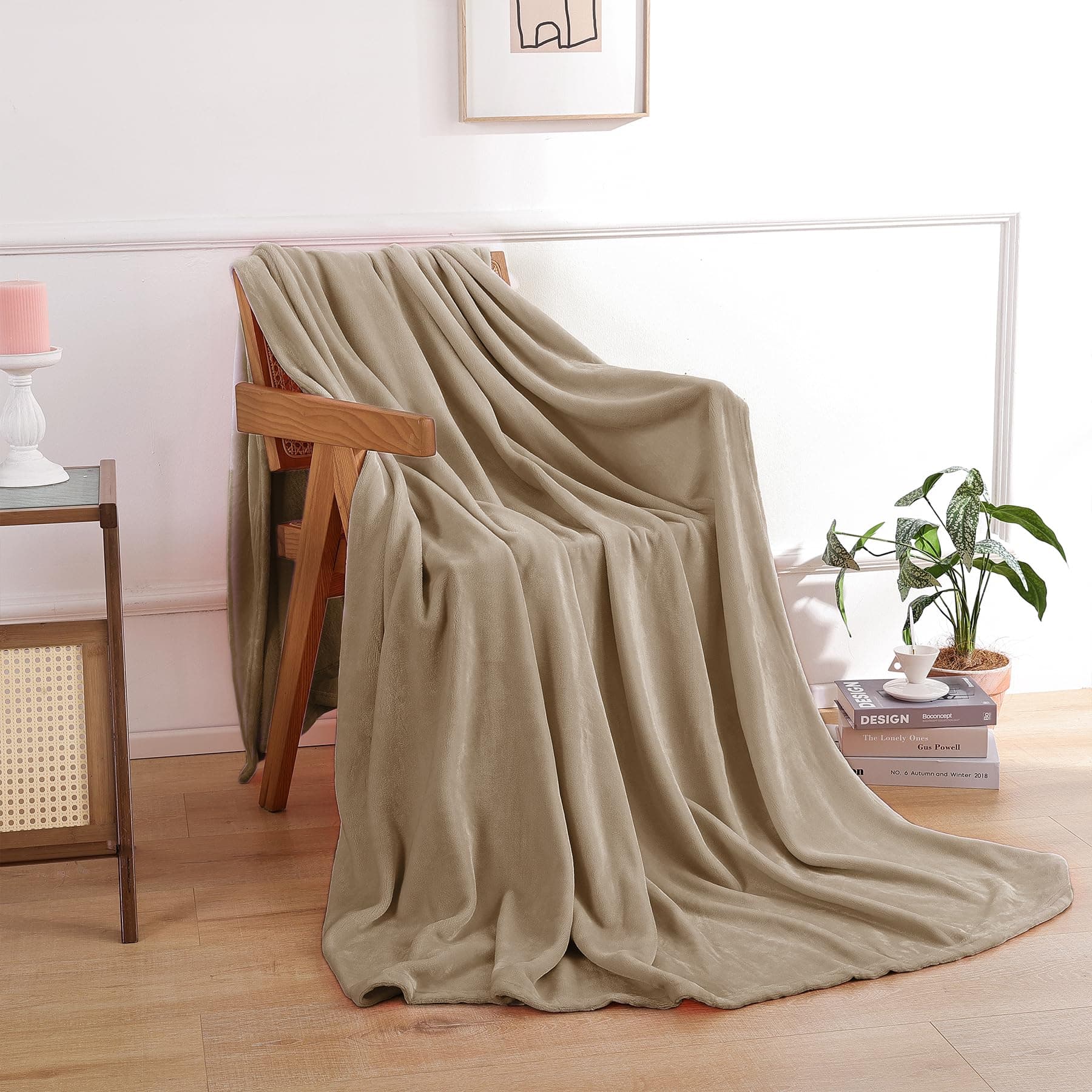 Paradigms Interiors - Gingerbread Throw Blanket For Couch Soft Cute Fuzzy Fruit Fleece Blankets Room Home Decor Gifts Women - Camel-Throw (50" x 60")