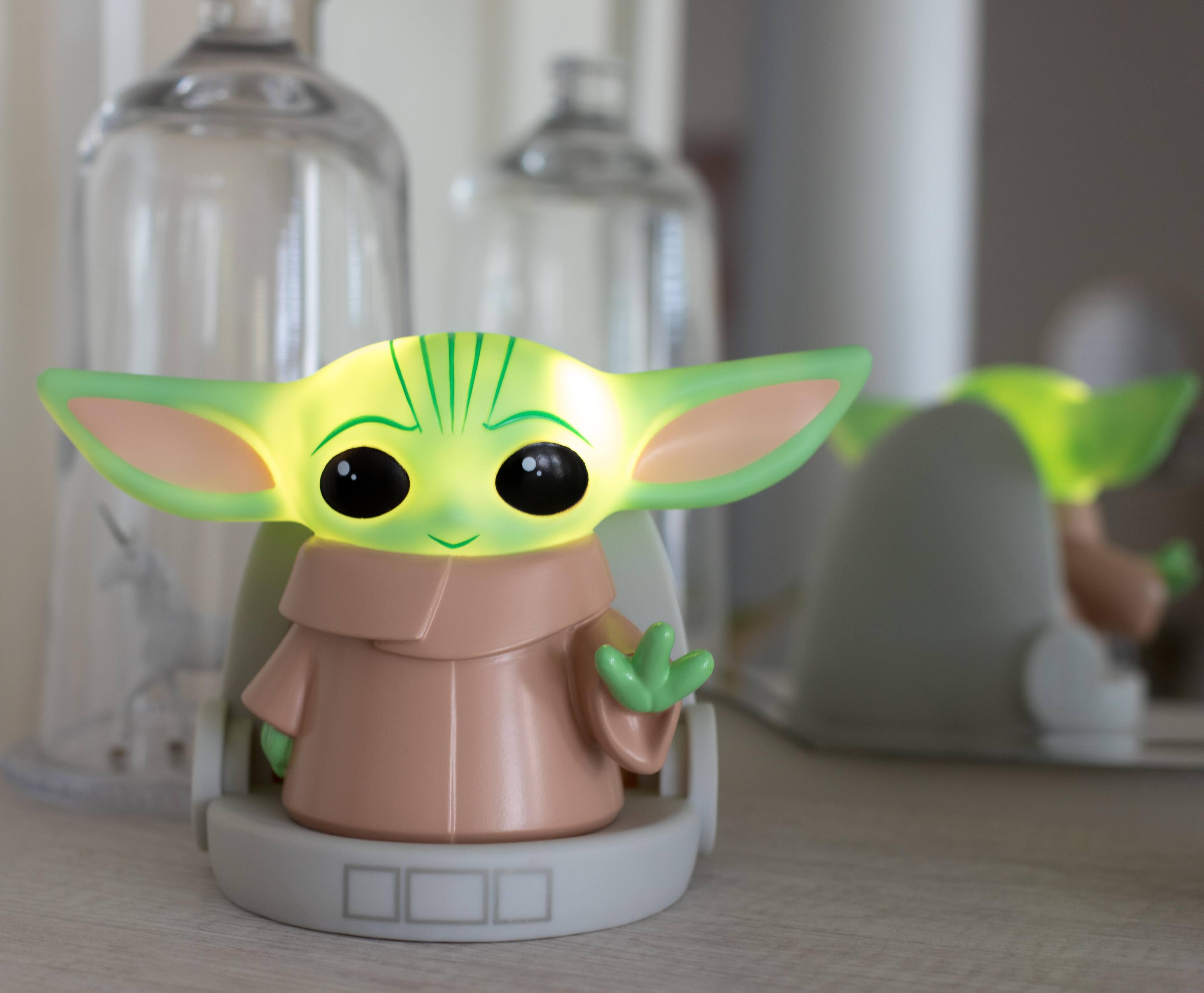 Alt View 3. Ukonic - Star Wars: The Mandalorian, The Child 6-Inch LED Mood Light Lamp - Green.