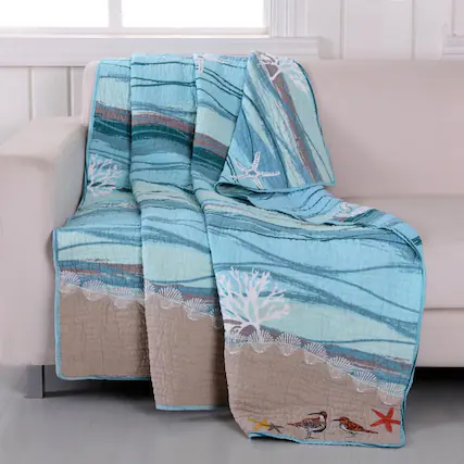 Front. BreeBe - Maui Accessory Throw - Multi.