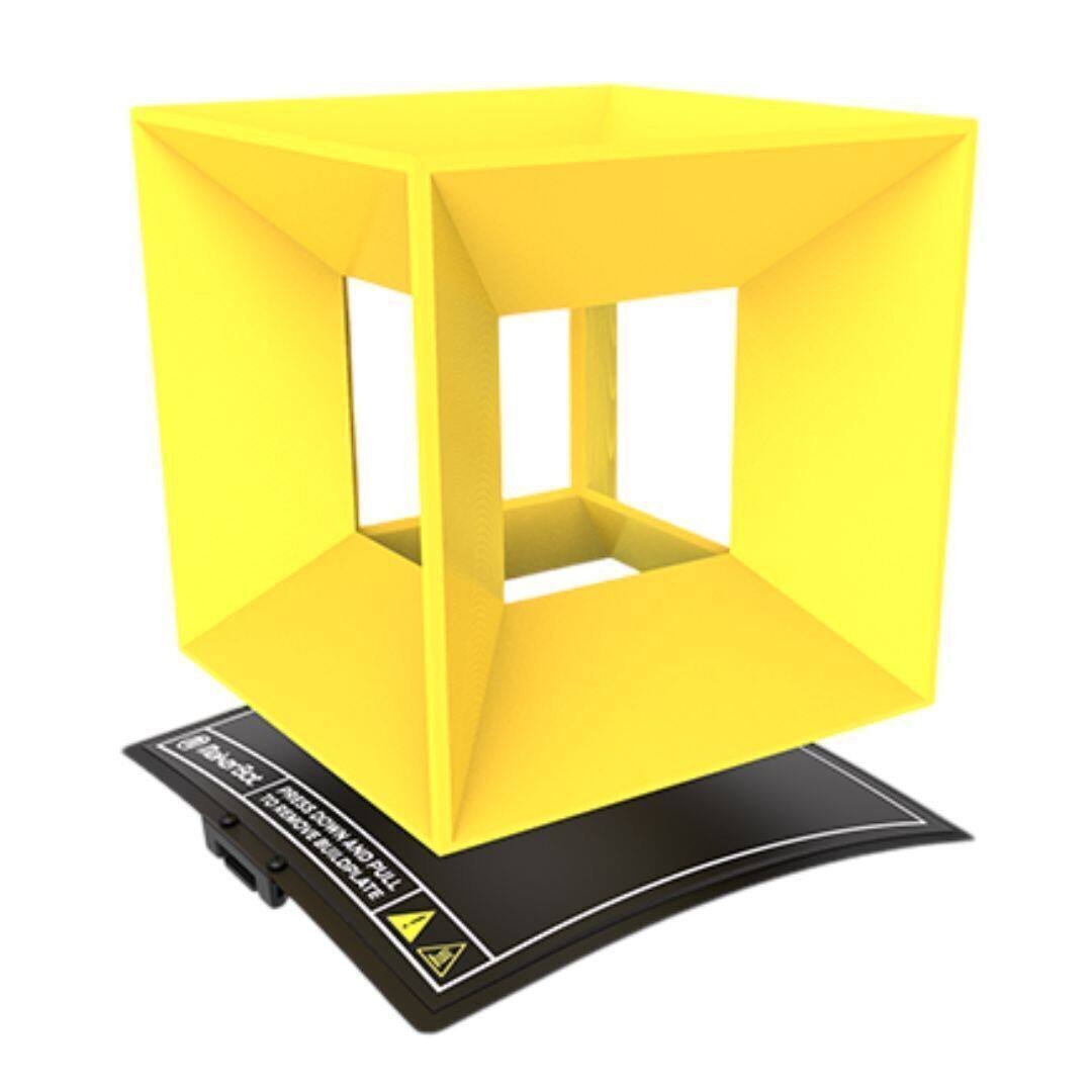 To remove the build plate, press down and pull.