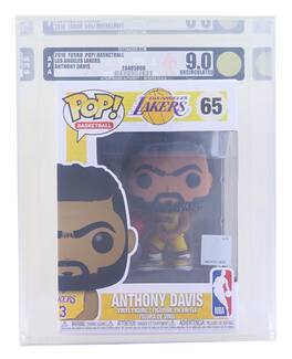 Topps - LA Lakers NBA Funko POP | Anthony Davis | Graded AFA 9 - Yellow