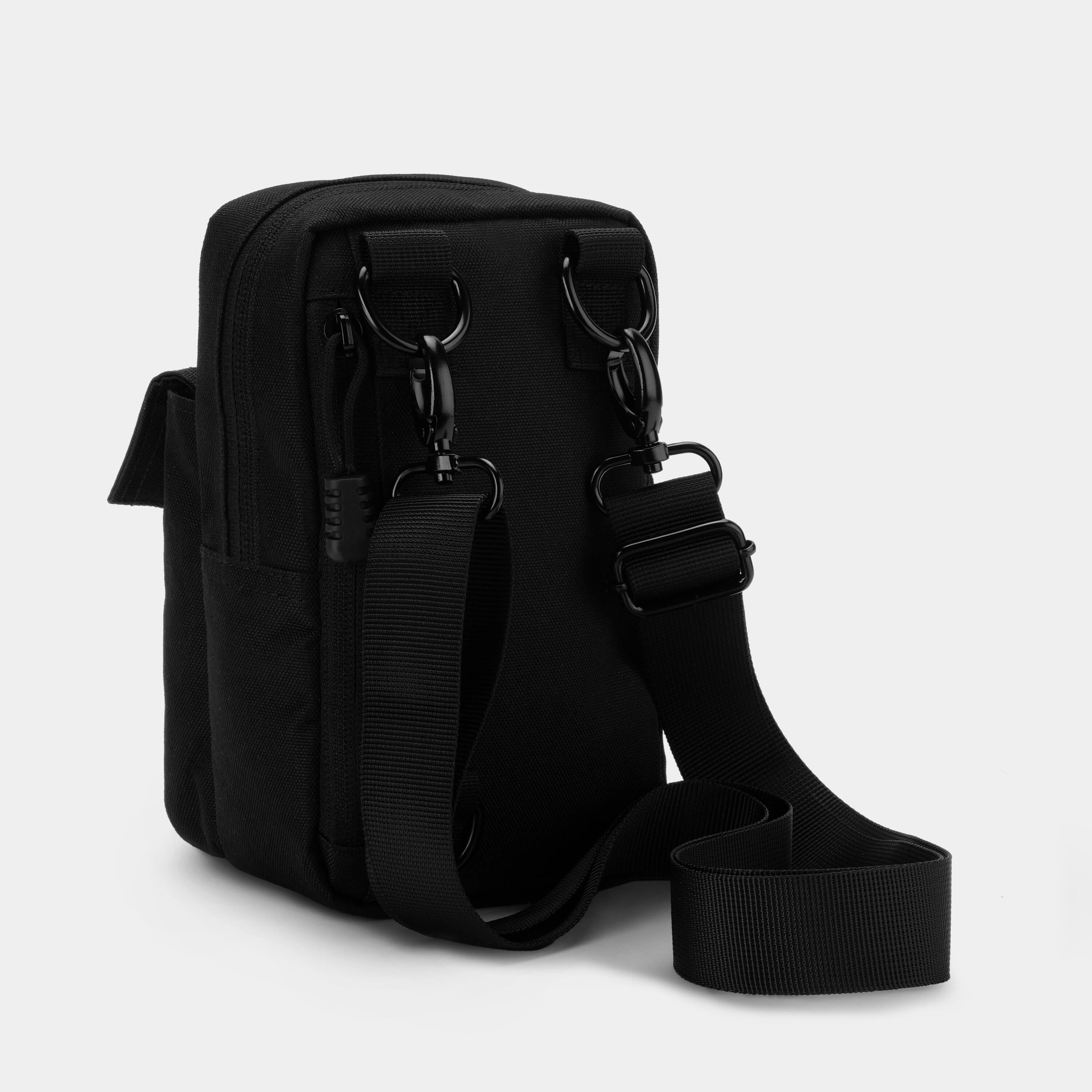 Back. Retrospekt - Retrospekt SX-70 Original Manual Focus Black Camera Bag.