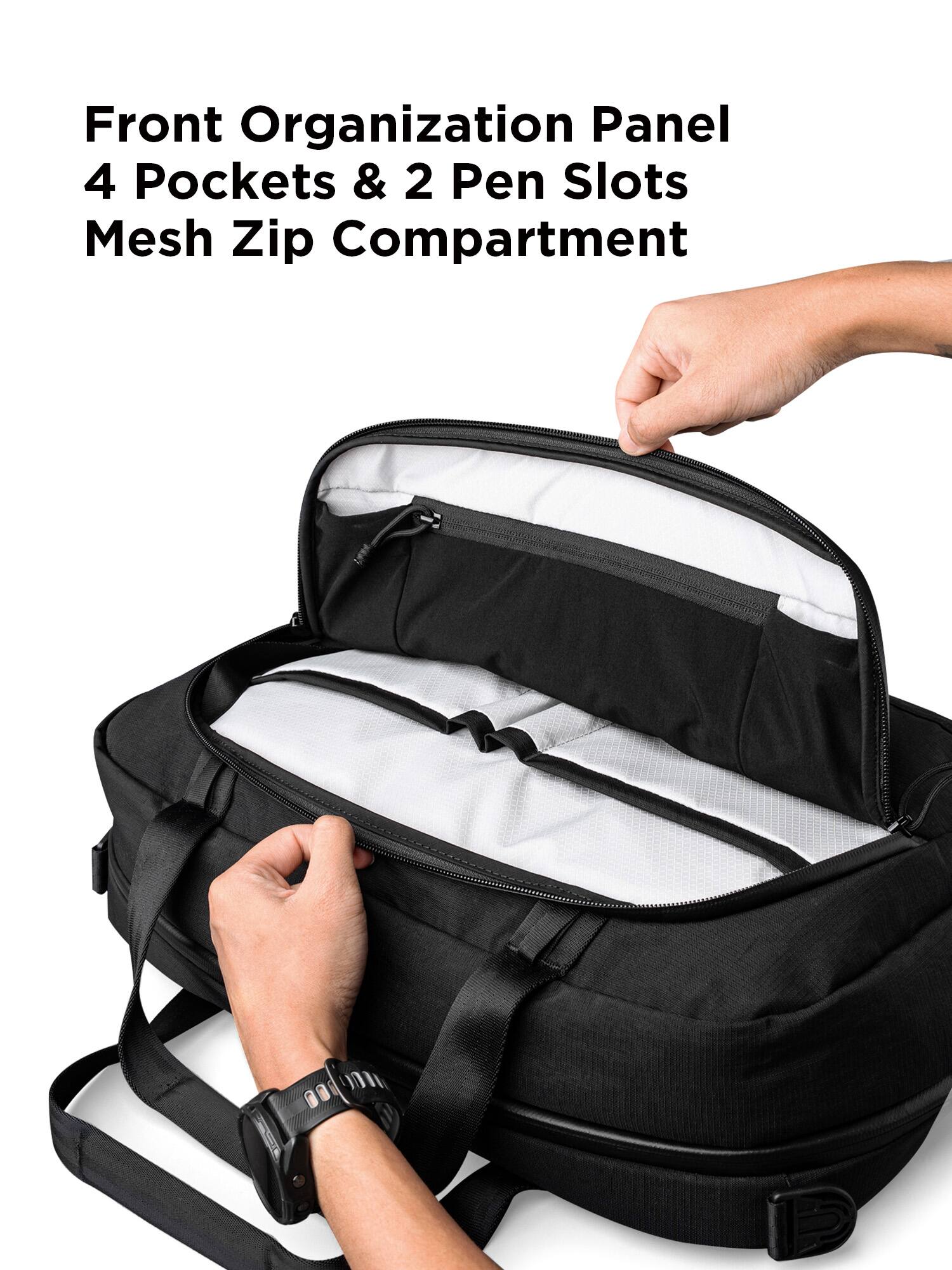 Front Organization Panel  
4 Pockets & 2 Pen Slots  
Mesh Zip Compartment