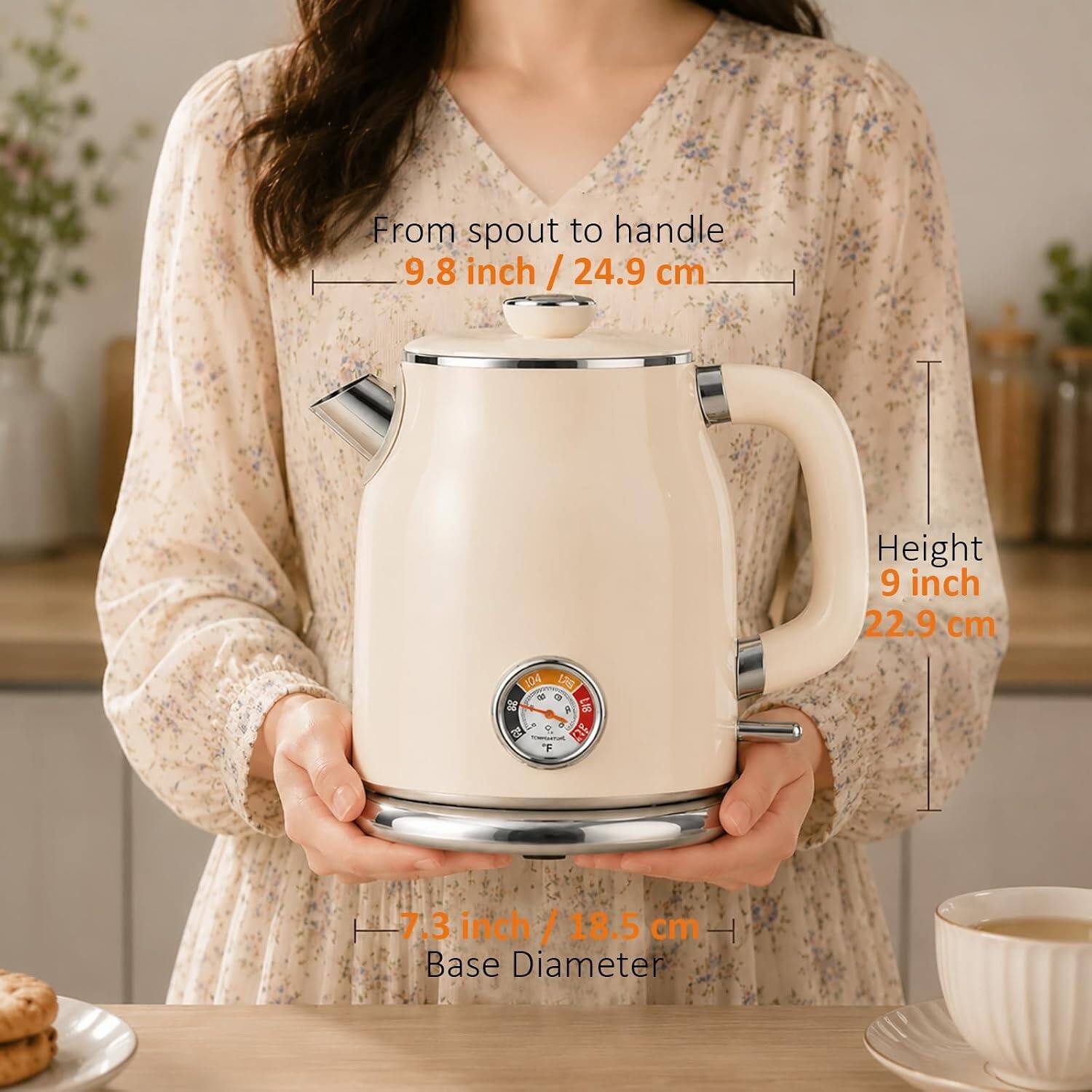 From spout to handle 9.8 inch / 24.9 cm  
Height 9 inch / 22.9 cm  
Base Diameter 7.3 inch / 18.5 cm