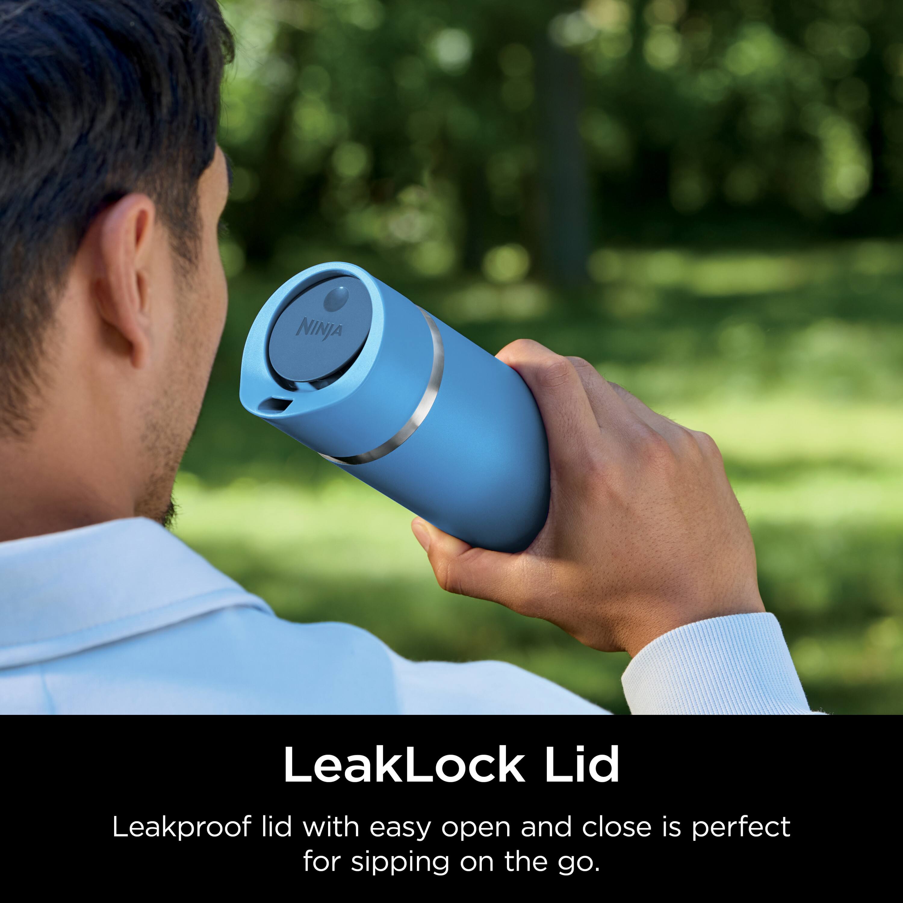 NINJA LeakLock Lid  
Leakproof lid with easy open and close is perfect for sipping on the go.