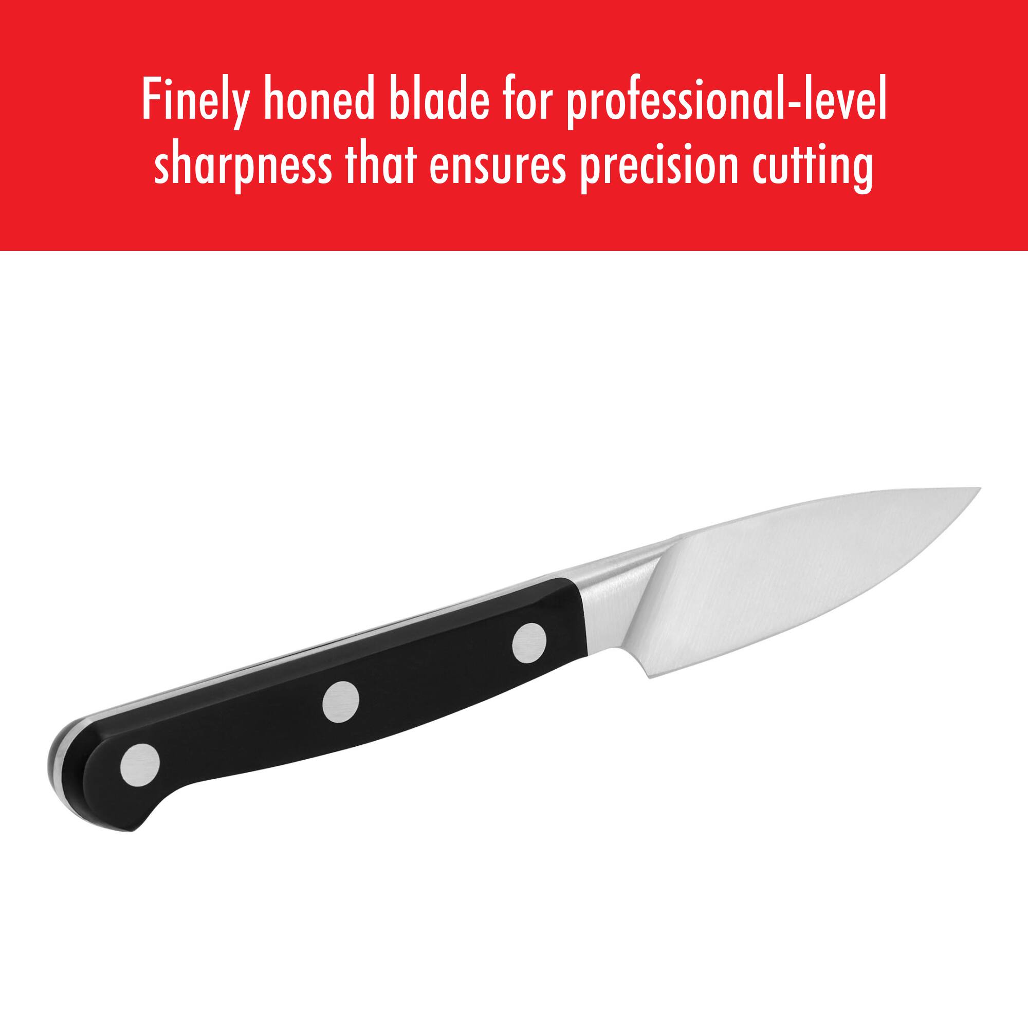 Finely honed blade for professional-level sharpness that ensures precision cutting