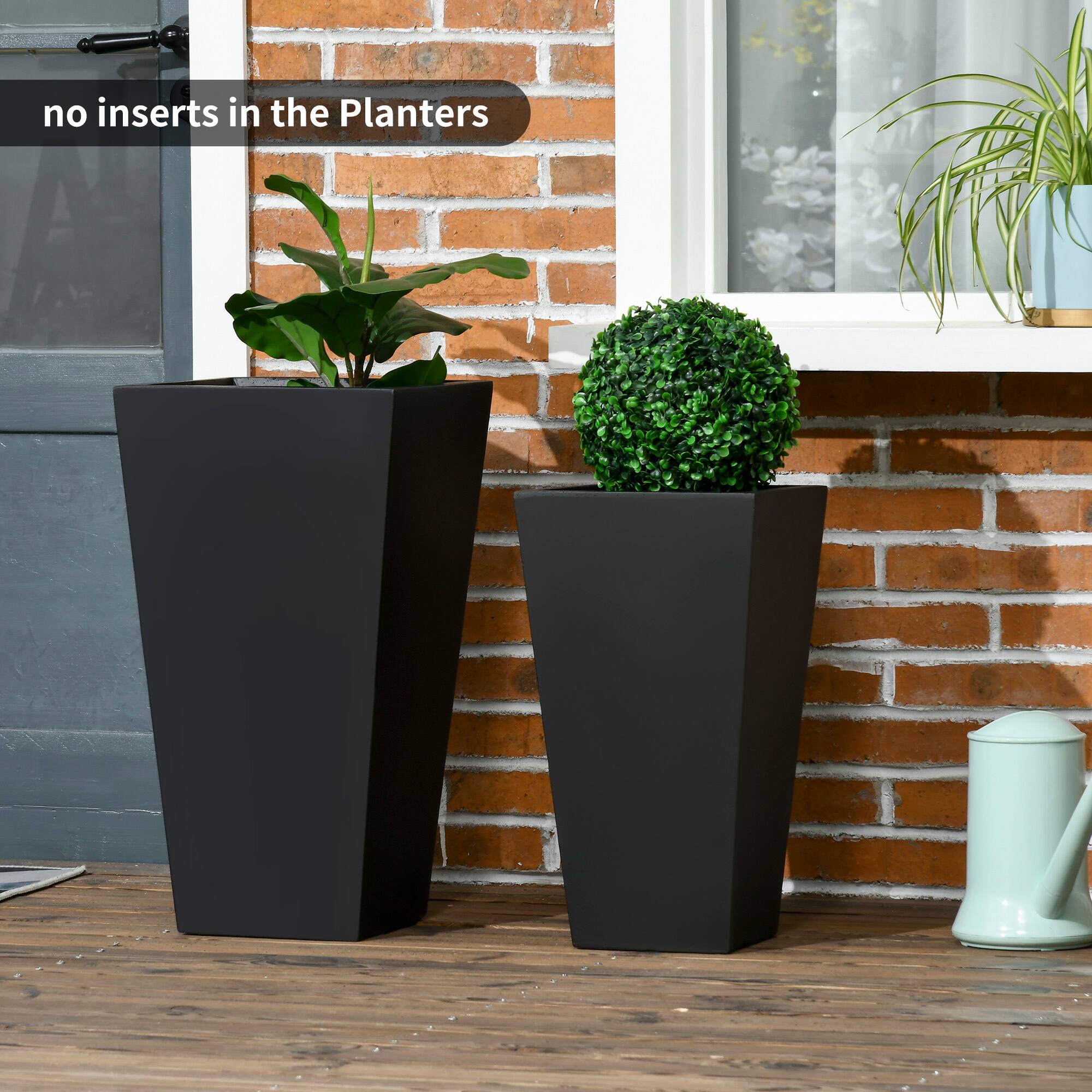 no inserts in the Planters