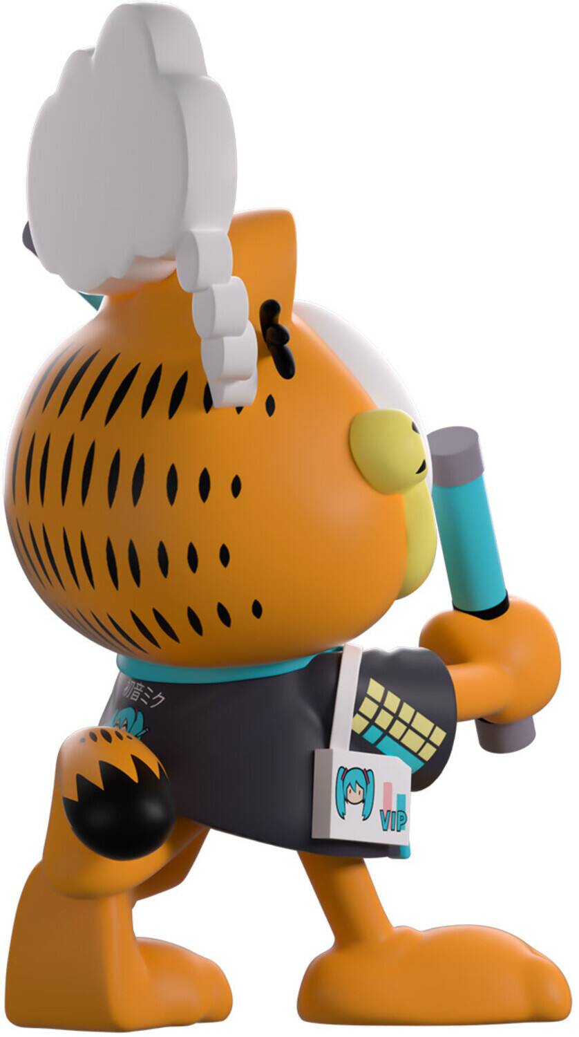 Alt View 2. Youtooz - Youtooz - Garfield - Miku Concert Garfield Vinyl Figure   - COLLECTIBLES - Multicolor.