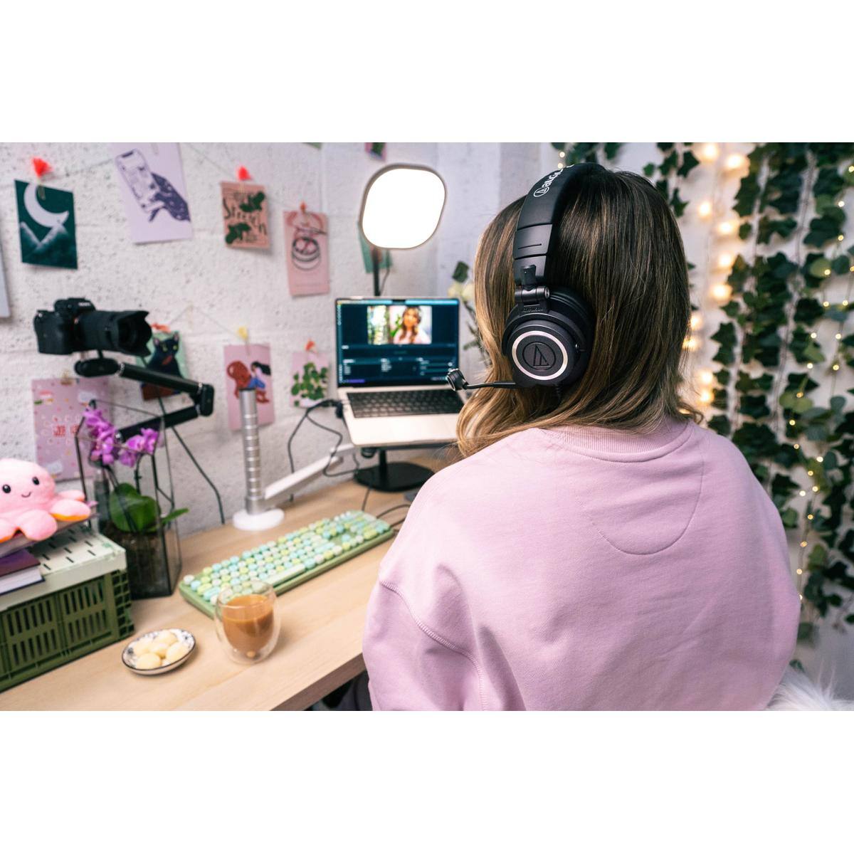Alt View 8. Audio-Technica - Audio-Technica ATH-M50xSTS-USB StreamSet USB Closed-Back Streaming Headset - Black.