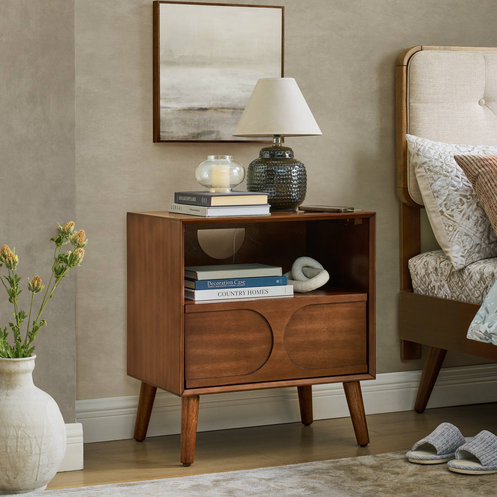 The text on the image is: "Decoration Case: COUNTRY HOMES."