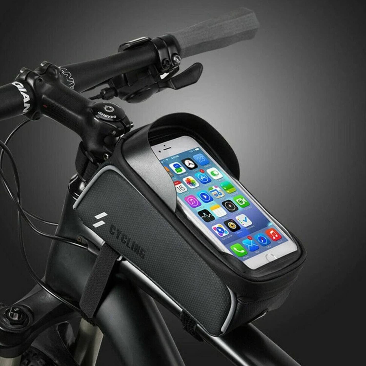 GIAN A aneYes i 23 CYCLING 16 F , 0o M C