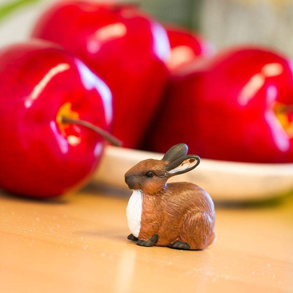 Alt View 3. Safari Ltd. - Rabbit.