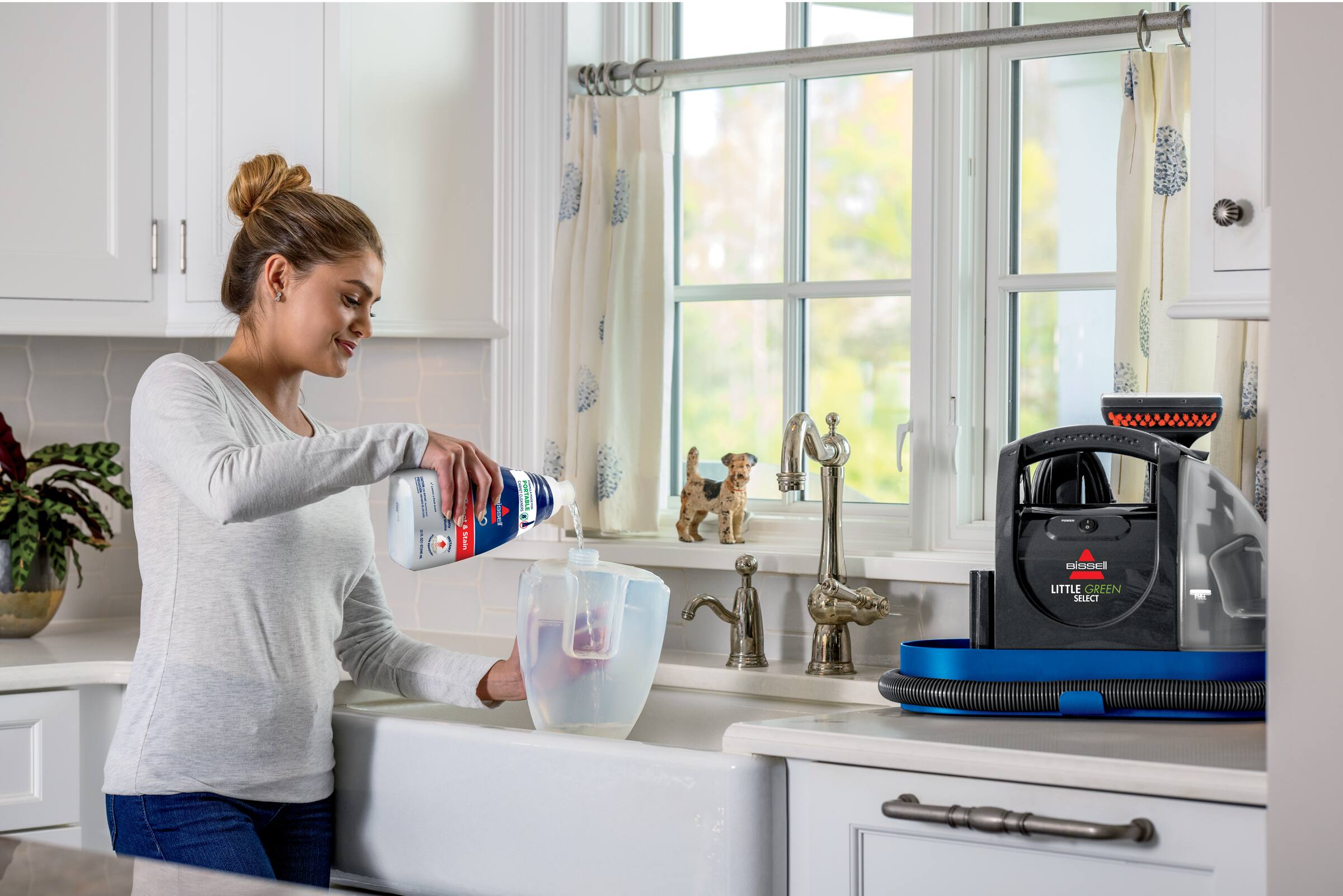 Alt View 15. BISSELL - BISSELL Little Green® Mini Cordless Carpet Cleaner - Tea.