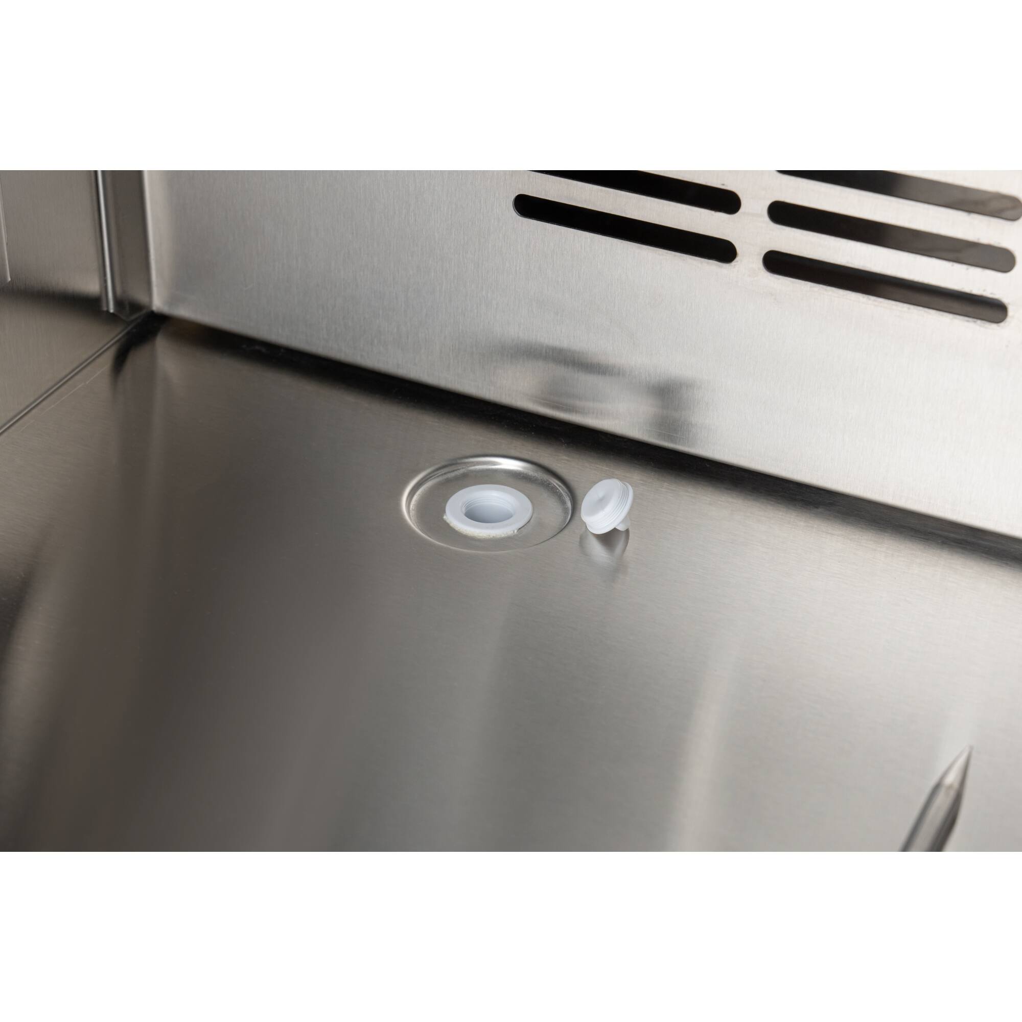 Alt View 5. Koolmore - 31 in. 10-Pan Commercial Reach-In Blast Chiller 88 lbs Rapid Chill / 77 lbs. Rapid Freeze with ETL - Brushed Stainless-steel.