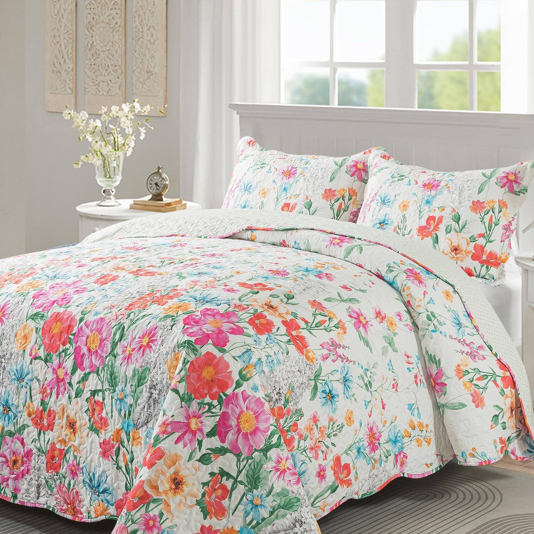 Alt View 1. TECH SAFARI - Floral Quilt Set Ultra Soft Reversible Bedding With 1 And 2 Shams Flower For All Season Coreopsis - F-blue King.