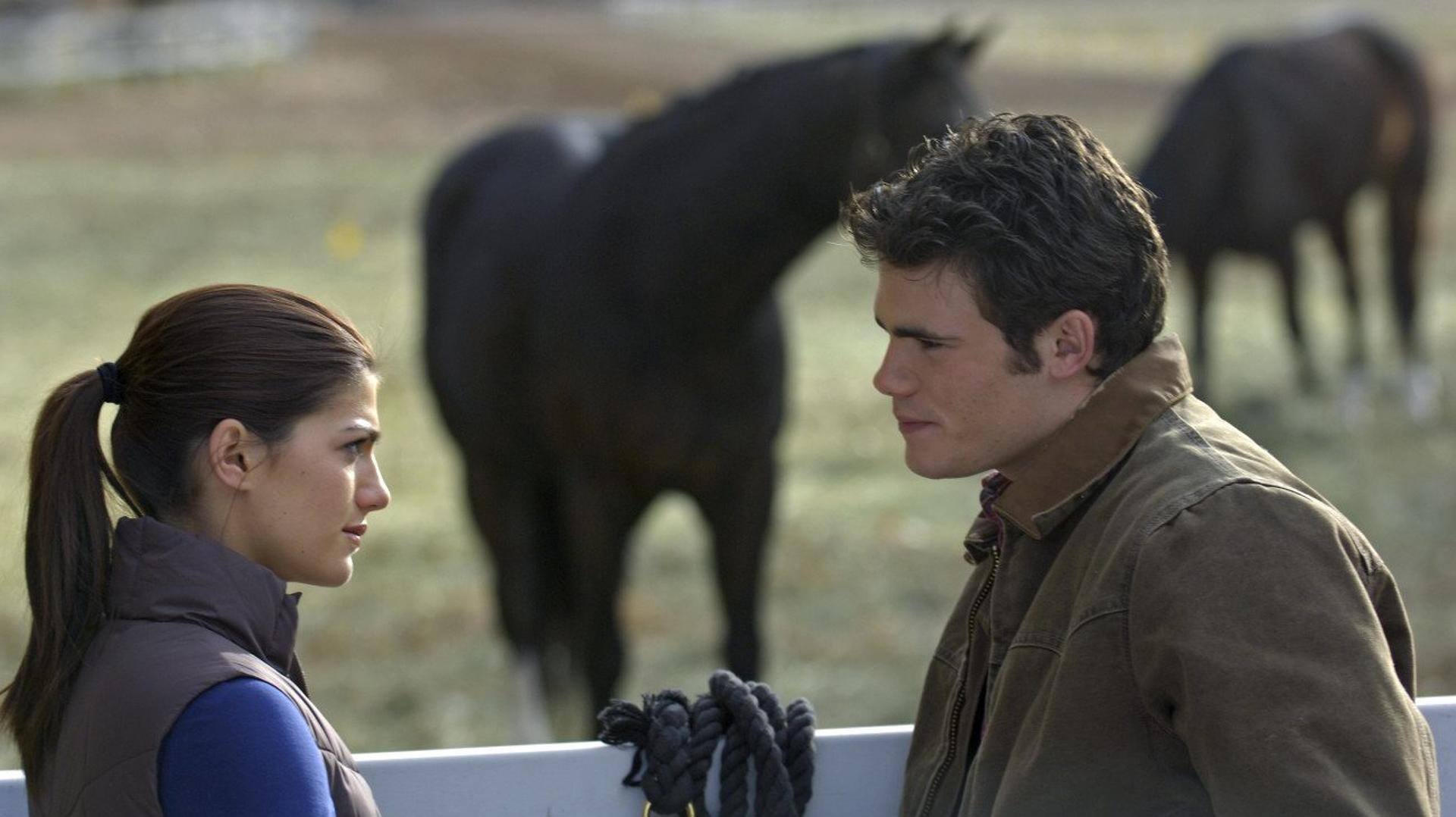 Alt View 1. Wildfire: Season 2   - DVD.