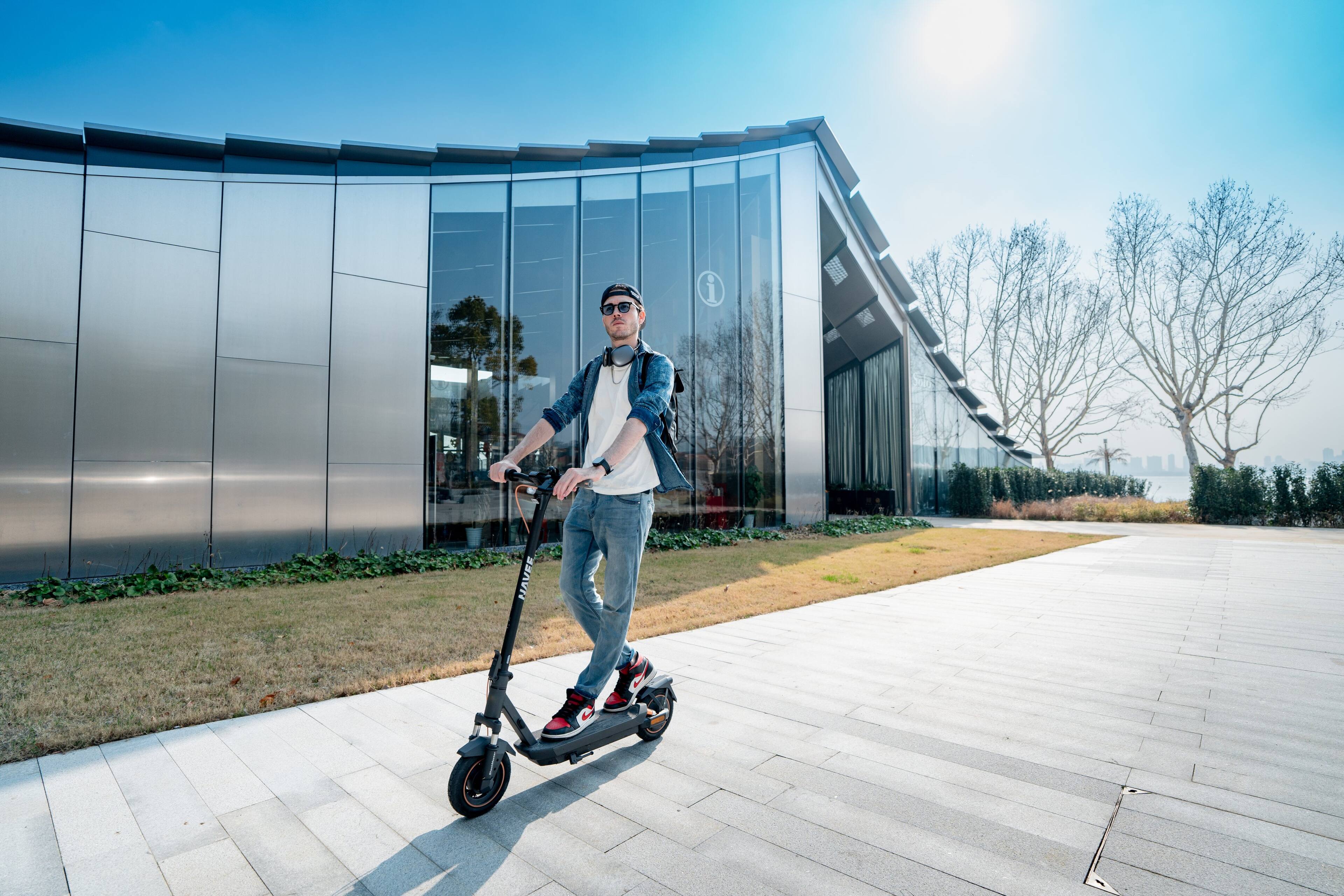 Alt View 9. NAVEE - GT3 Pro Electric Scooter w/37.3 miles Max Operating Range & 20 mph Max Speed - Black.