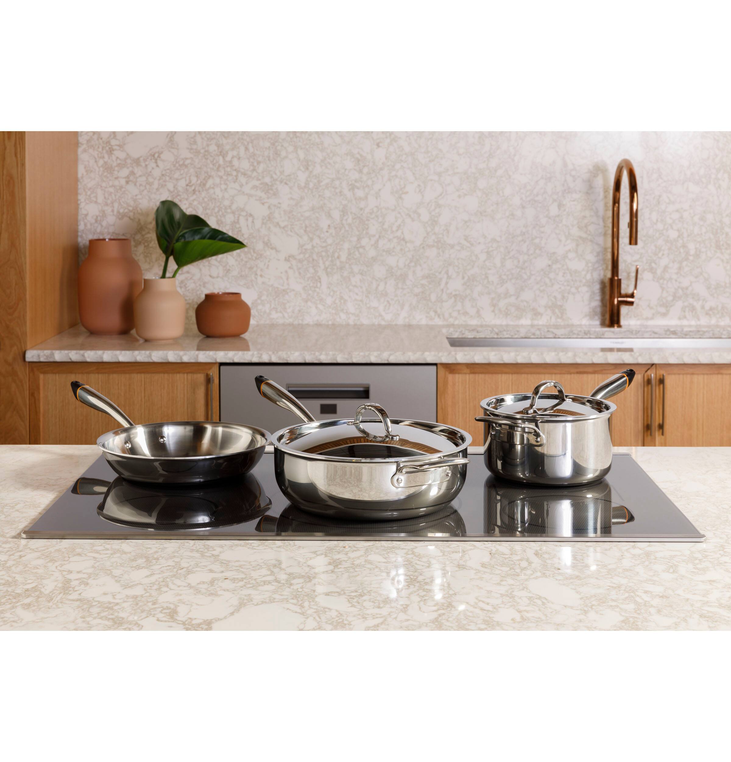 Alt View 13. Café - ENERGY STAR 36" Built-In Touch Control Electric Induction Cooktop - Black.