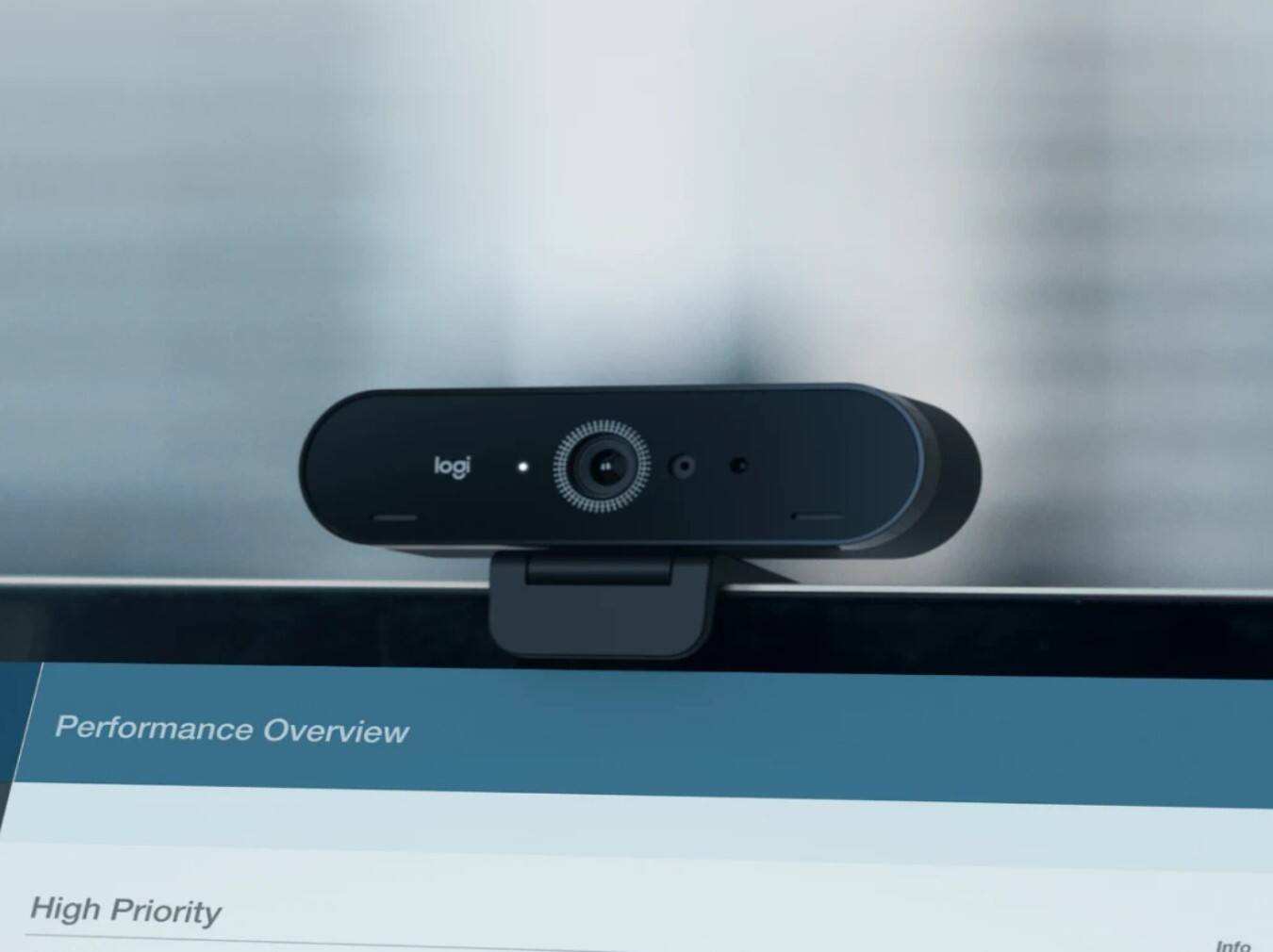 Alt View 11. Logitech - Brio Ultra HD Pro 4096 x 2160 Business Webcam with RightLight 3 and Noise-Cancelling Dual Mics - Black.