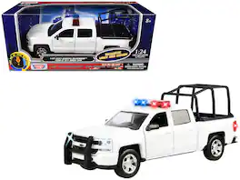 2017 Chevrolet Silverado 1500 LT Z71 Crew Cab Pickup Truck with White with Lights and Sounds 1/27 Model Car by Motormax
