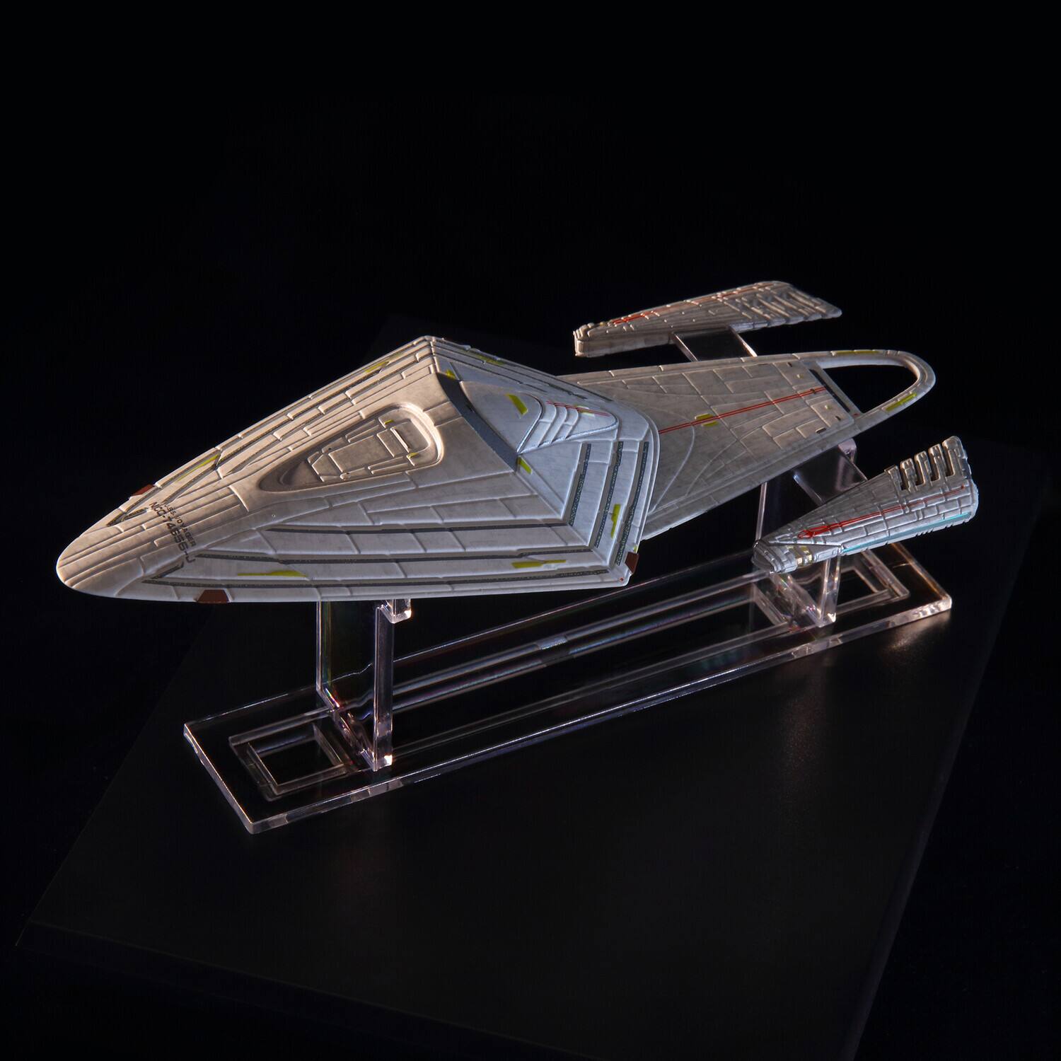 Alt View 2. PopMarket - Star Trek: Voyager - Starship Library Vol. 7 - U.S.S. Voyager NCC-74656-J Die-Cast Ship & Book Set   - COLLECTIBLES - Multicolor.