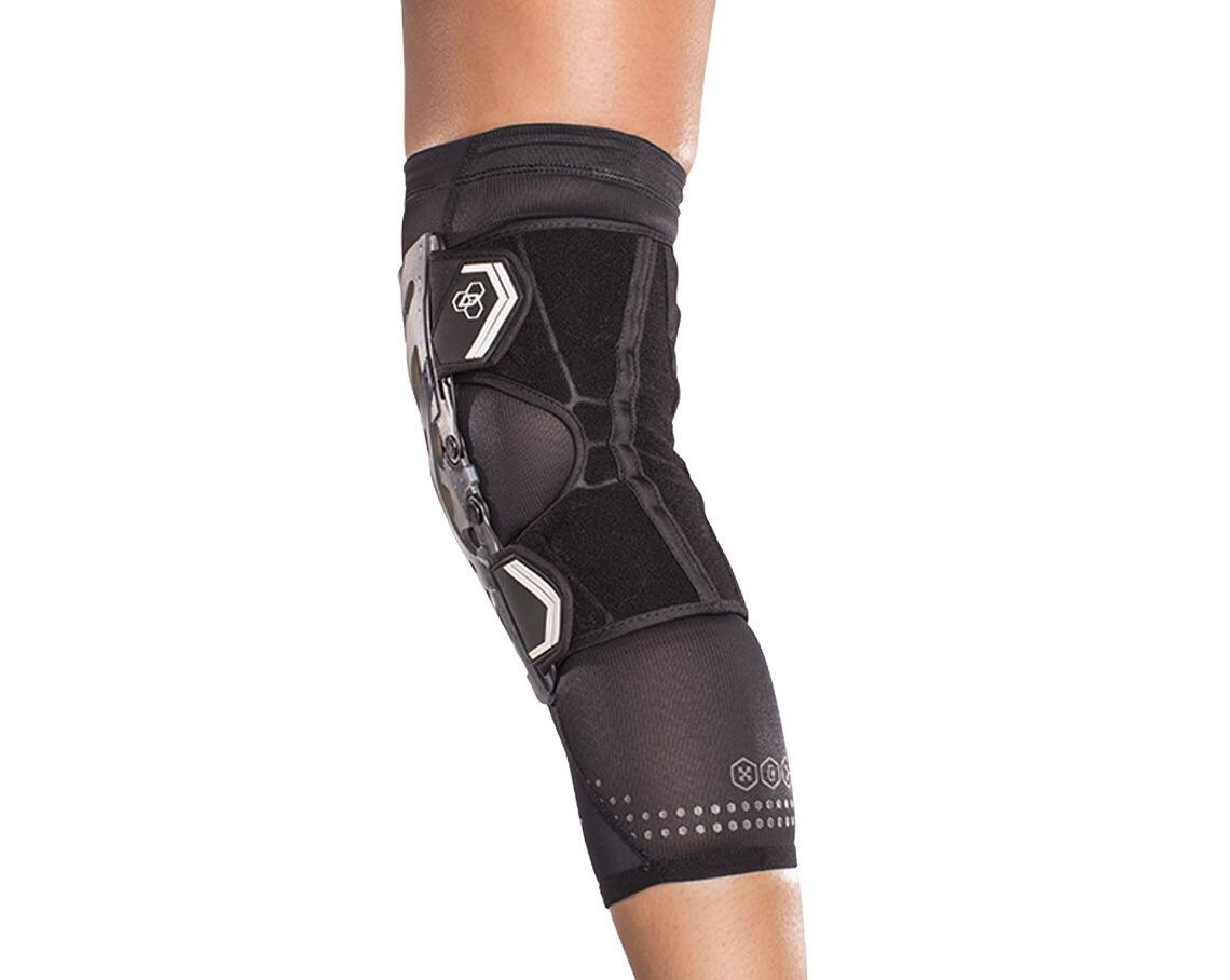 Back. DonJoy - DonJoy Performance Webtech Knee Brace (Black/Large) - Black.