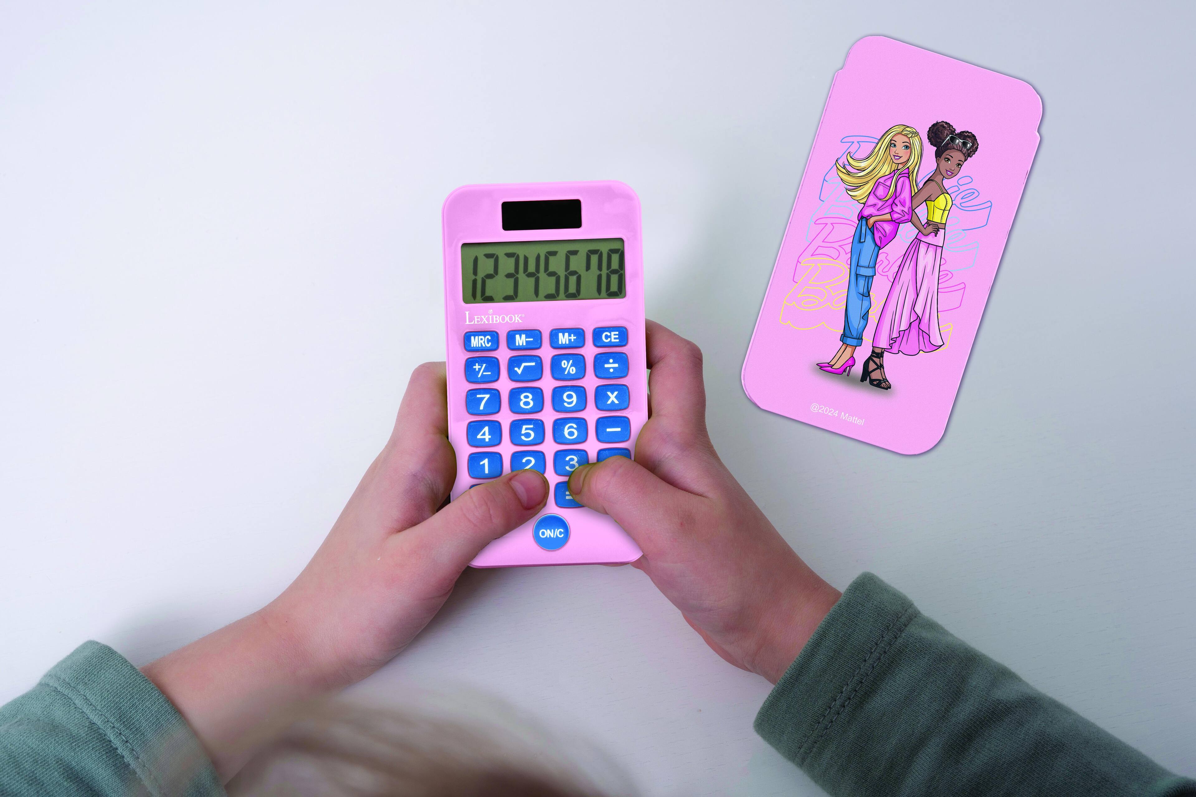 12345678 LEXIBOOK MRC M- M+ CE +/- % 7 8 9 X 6 - 4 5 1 2 3 0 ON/C

©2024 Mattel