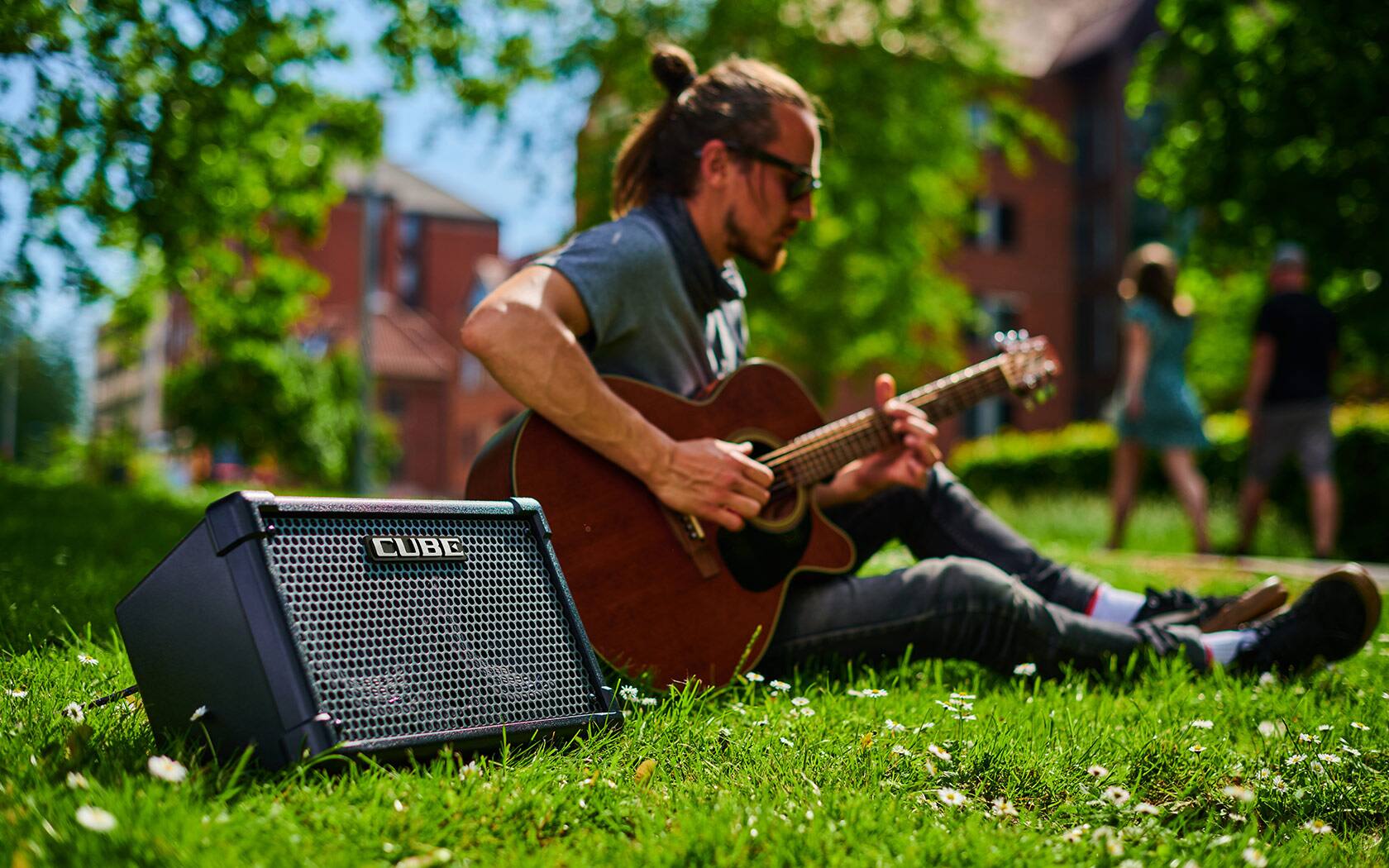 Alt View 1. BOSS - CUBE Street II Portable Stereo Amplifier with Battery Power, Dual Channels, Looper, Vocal Harmony Function and USB Audio - Black.
