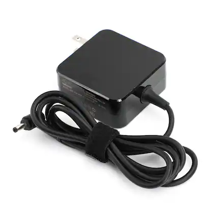 AC ADAPTER
MODEL: 40W-40W-40W
INPUT: 100-240V~50/60Hz 0.4A
OUTPUT: 12V 3.3A
12V 2A
12V 1A