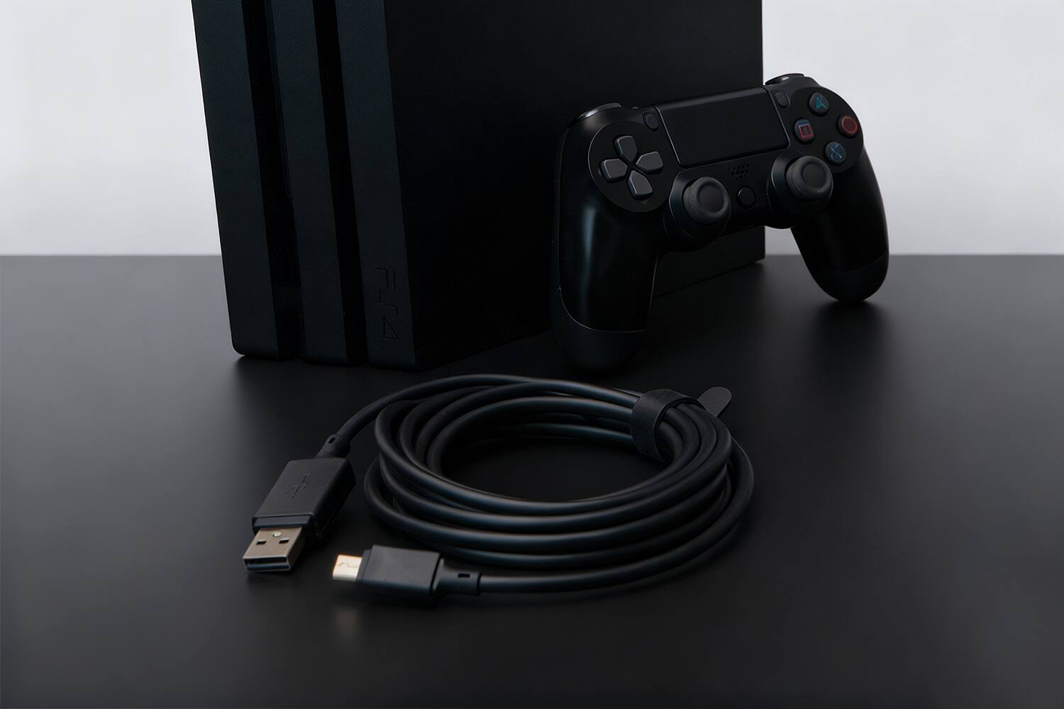 Alt View 1. NEXT - Extra Long USB Micro 9' Play + Charge Cable For PlayStation 4 - Black.