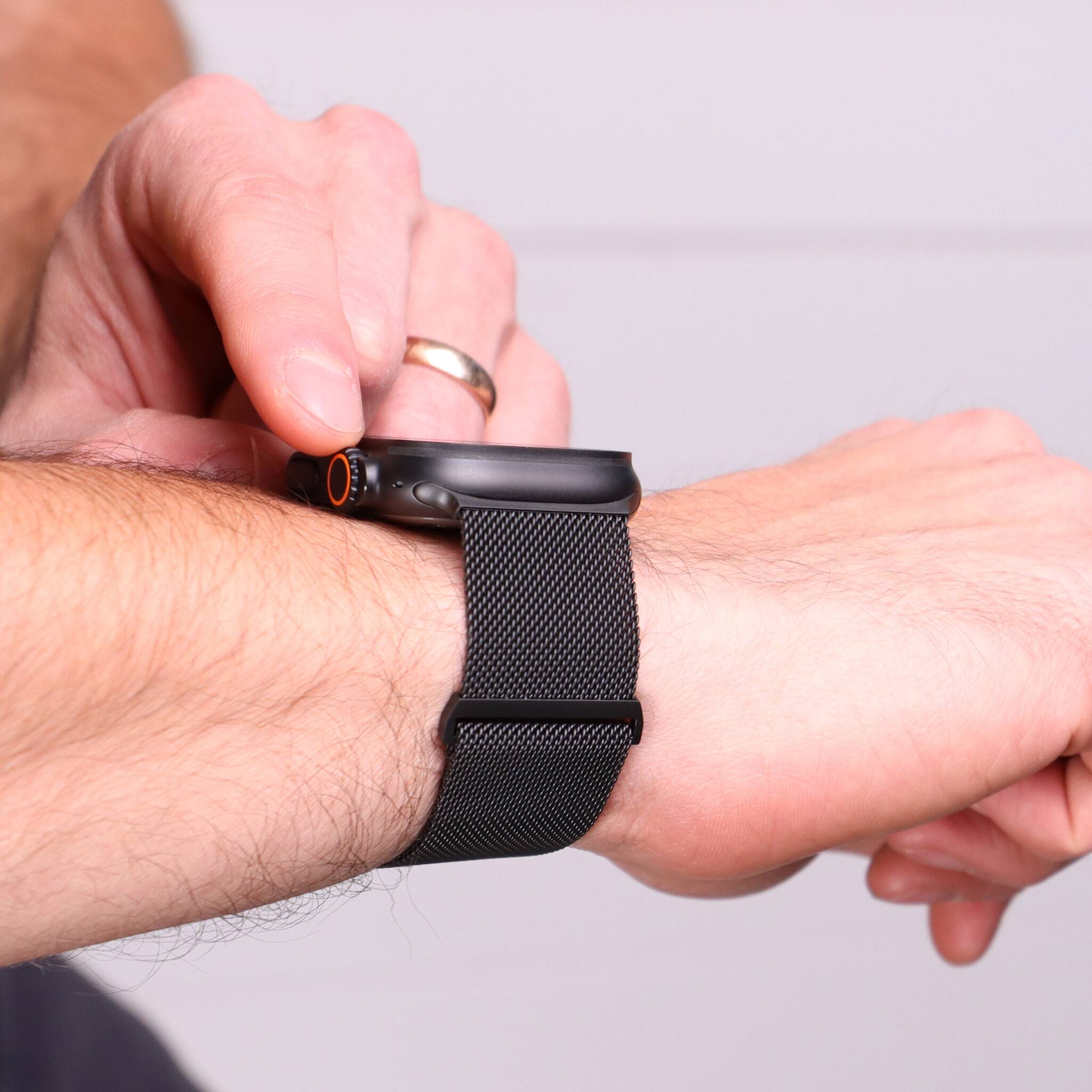 Alt View 2. Ultra Supply Co - Milanese Band for Apple Watch Ultra 3/2/1 - 49mm - Black.