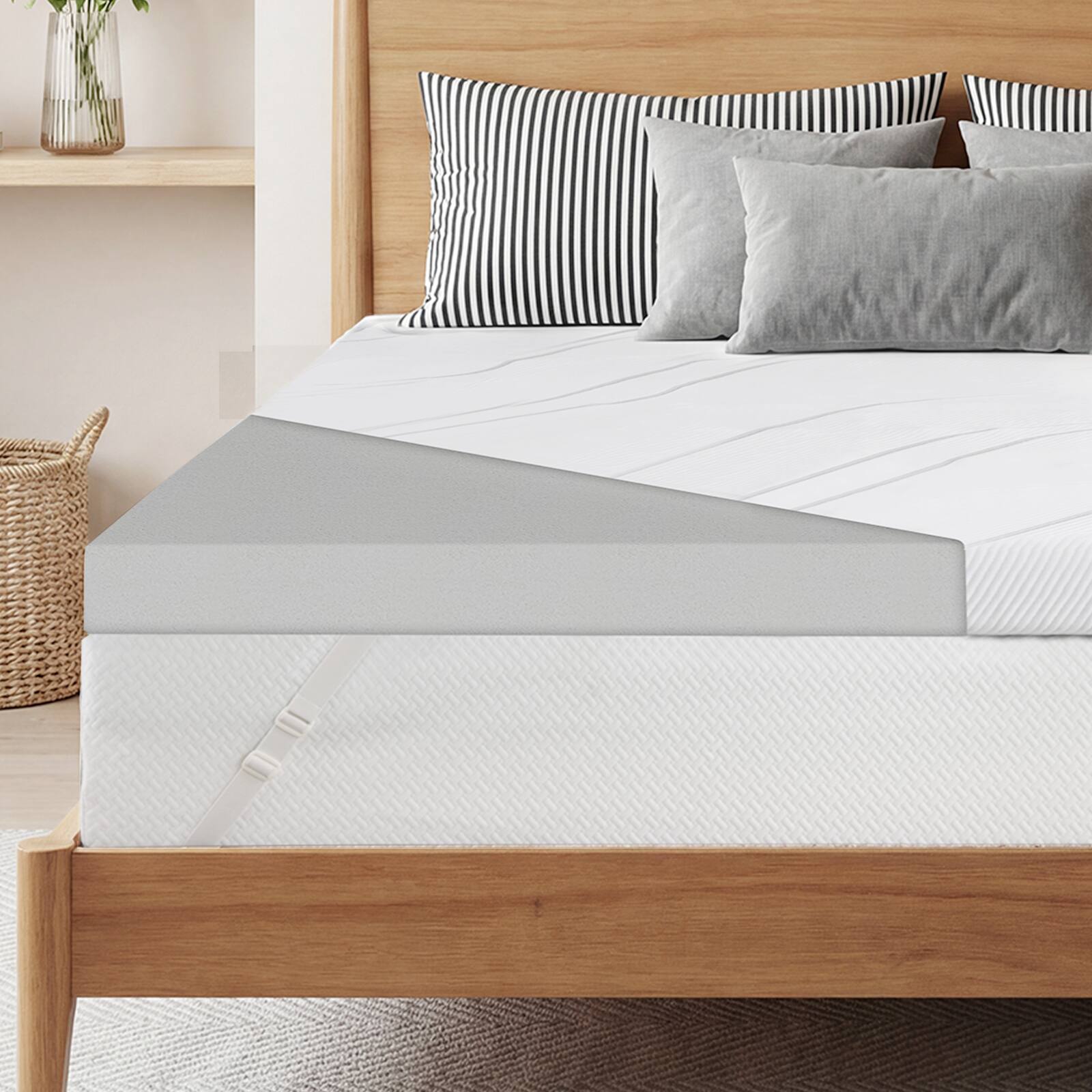 Angle. Dyonery - Dyonery 3" Memory Foam Support Mattress Topper , Ventilated High Density Pad for Back Pain, with Removable Soft Cover - White.