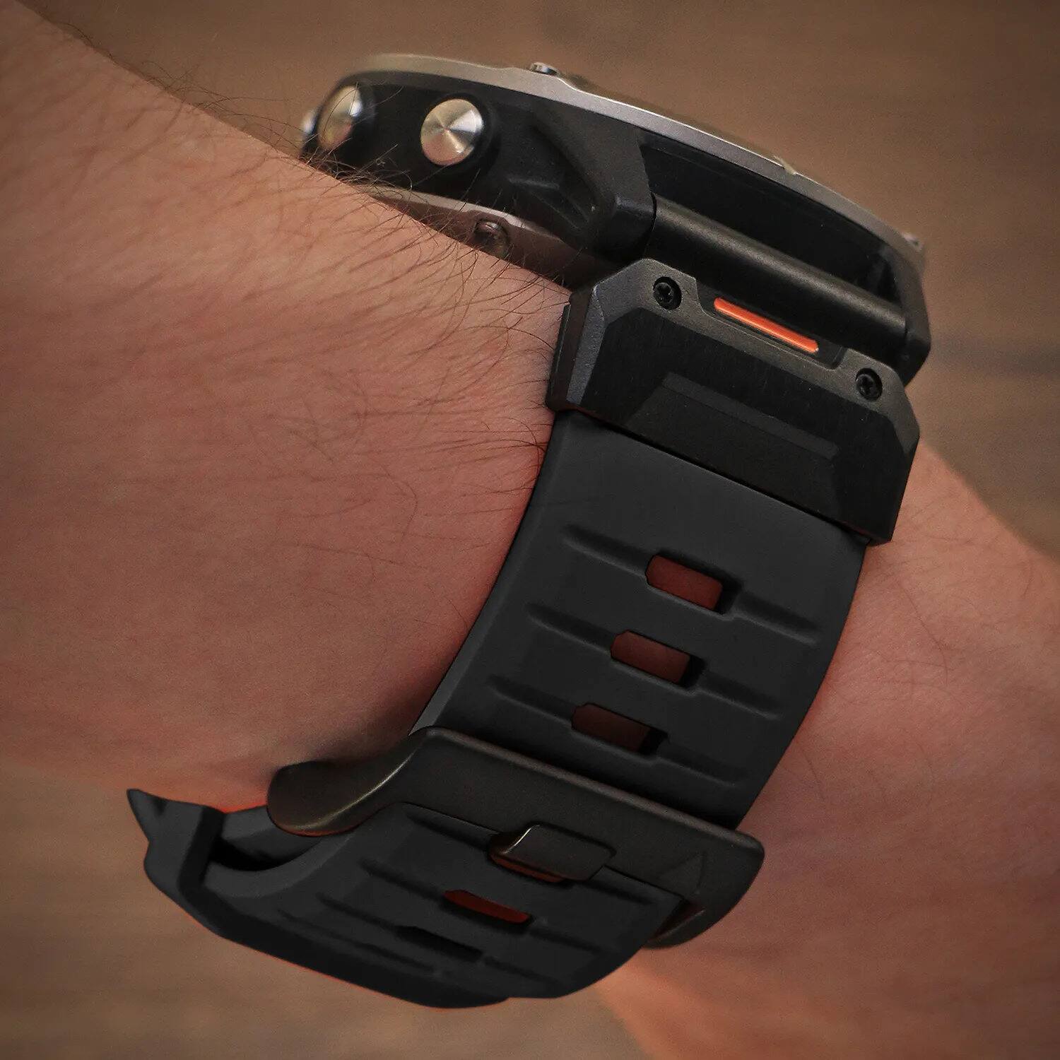 Back. StrapsCo - Elite FKM Strap QuickFit 22 Watch Band For Garmin Quatix 8 – 47mm - Obsidian.