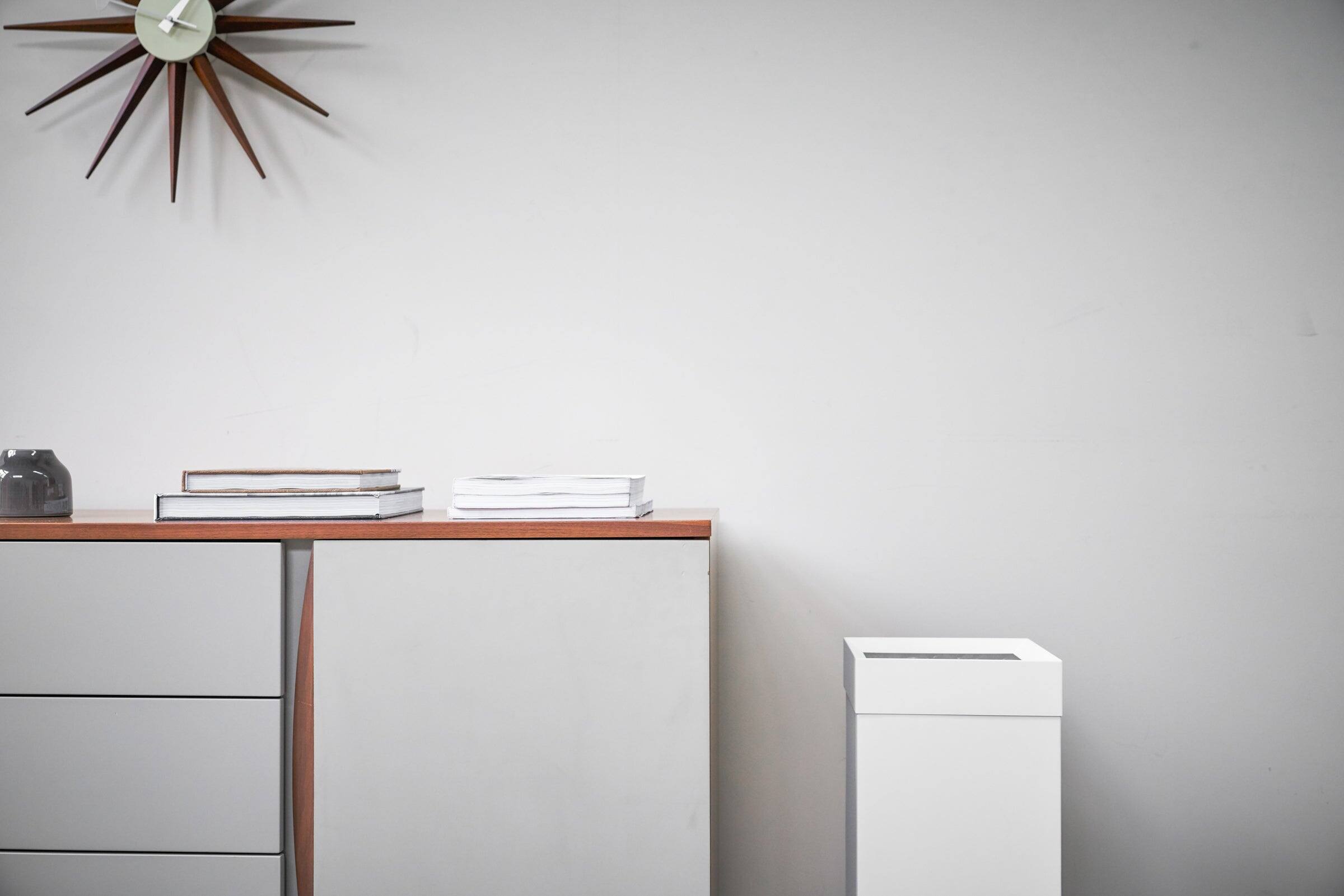 Back. Yamazaki Home - Trash Can - Steel - White.
