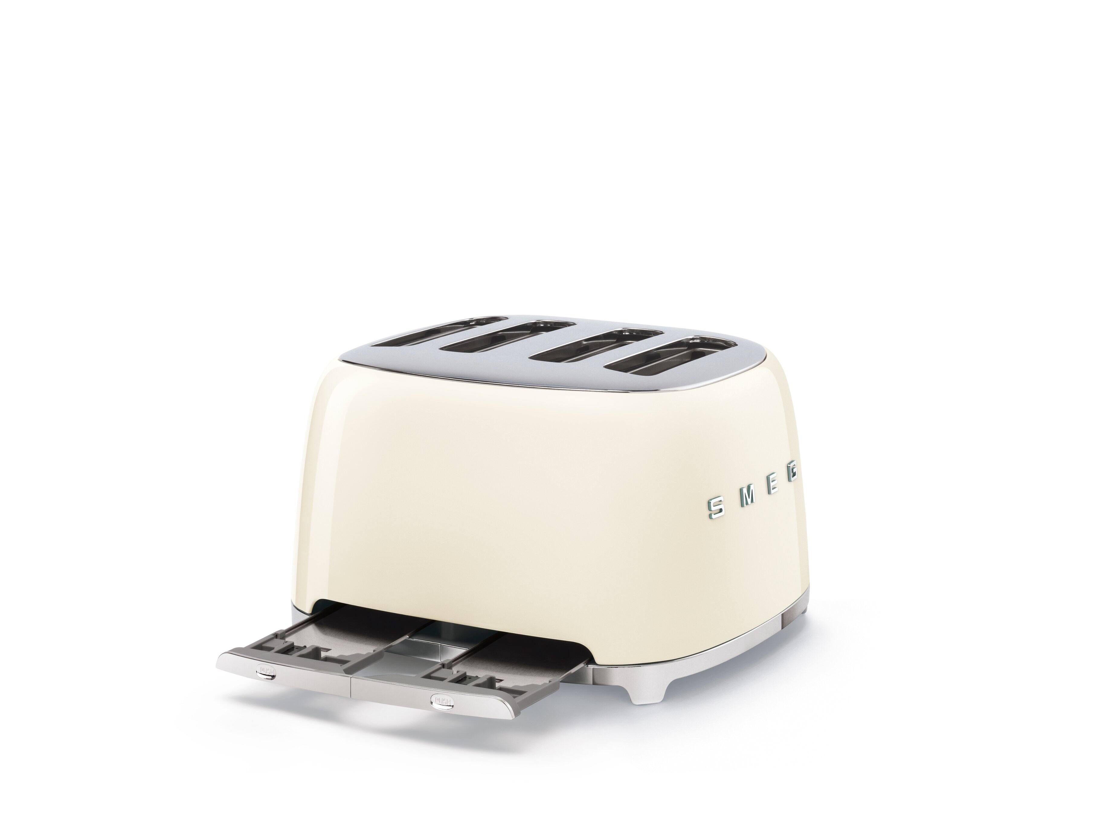 Angle. SMEG - SMEG TSF03 4-Slice Wide-Slot Toaster - Cream.