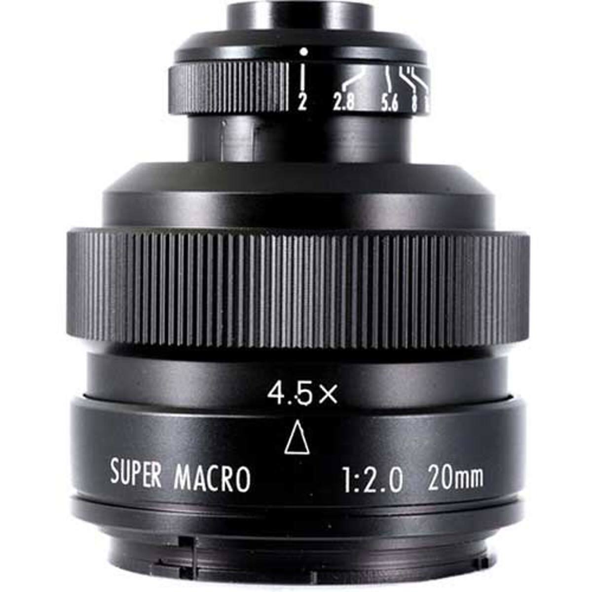 2
2.8
5.6
8
4.5x
SUPER MACRO
1:2.0 20mm