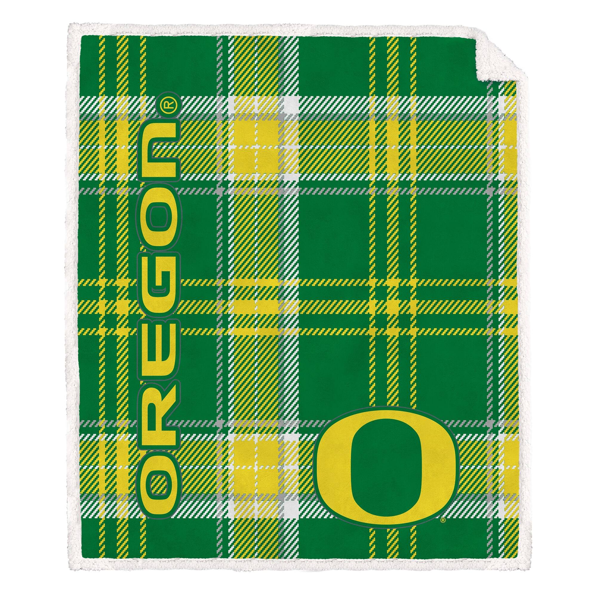 Front. Pegasus - Oregon Ducks 50" x 60" Playmaker Plaid Ultra Cozy Sherpa Throw - Multicolor.