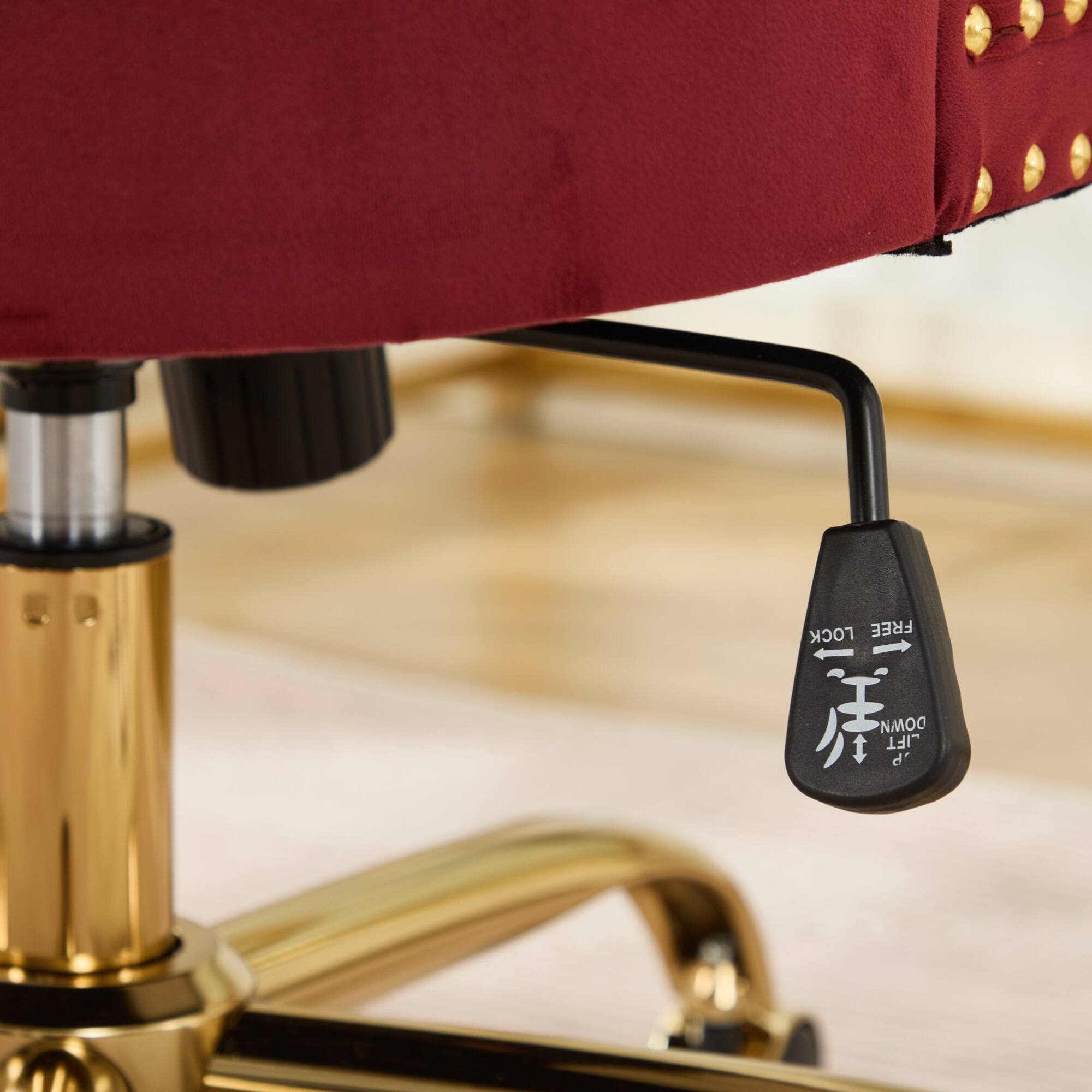 LOCK FREE  
DOMM LIFT