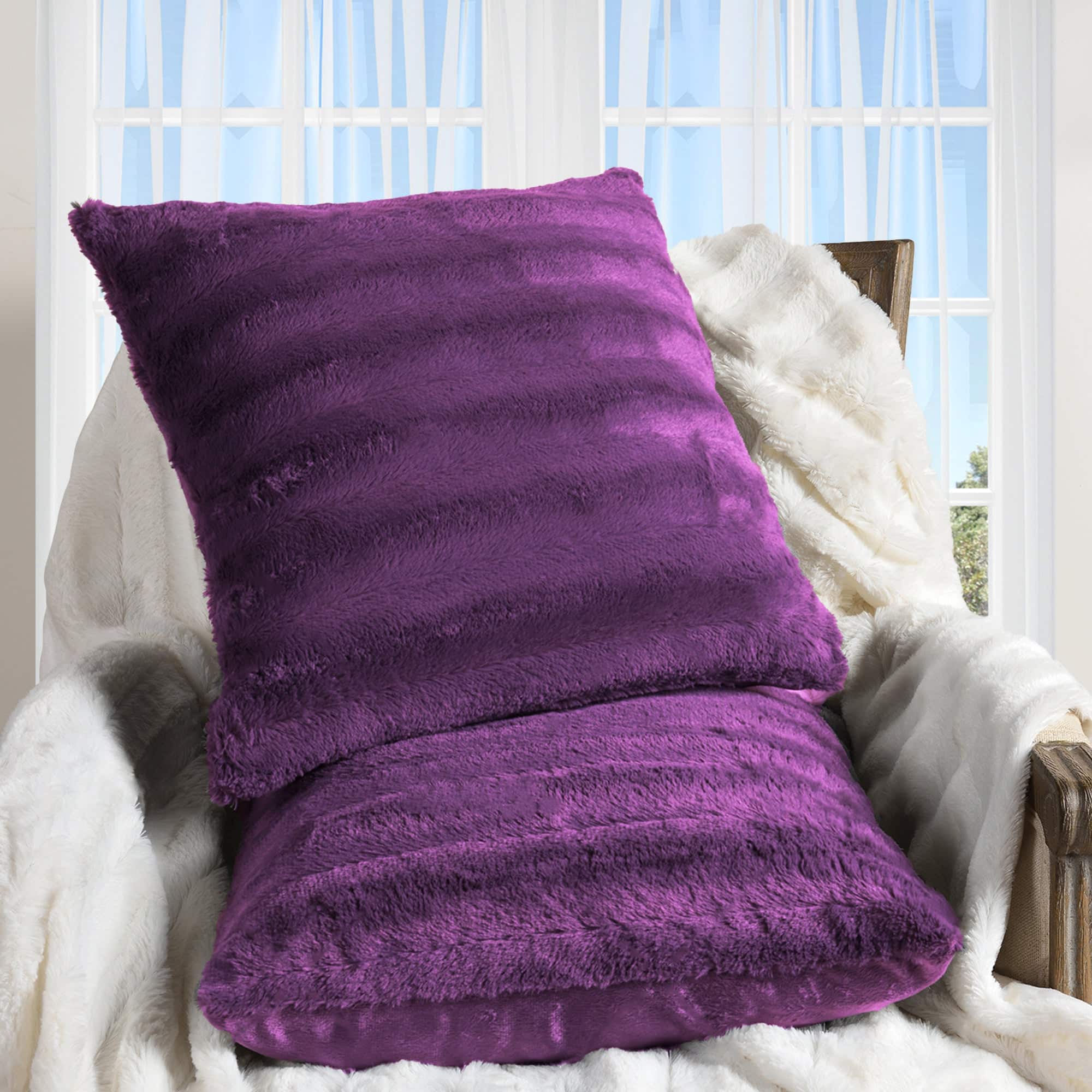 Cheer Collection - Faux Fur Square Decorative Pillow 18x18 (set of 2) - Purple
